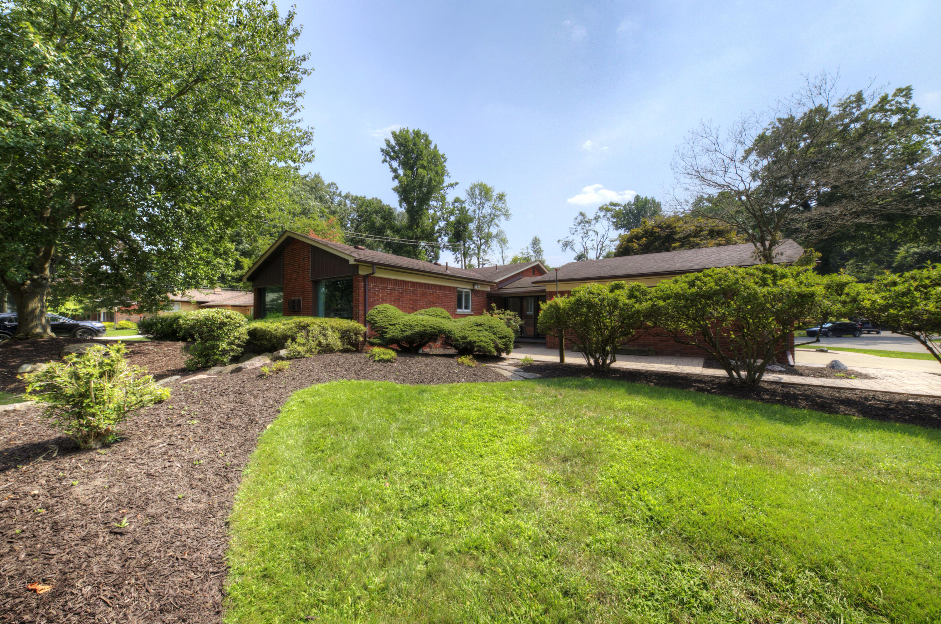16226 Southampton Court