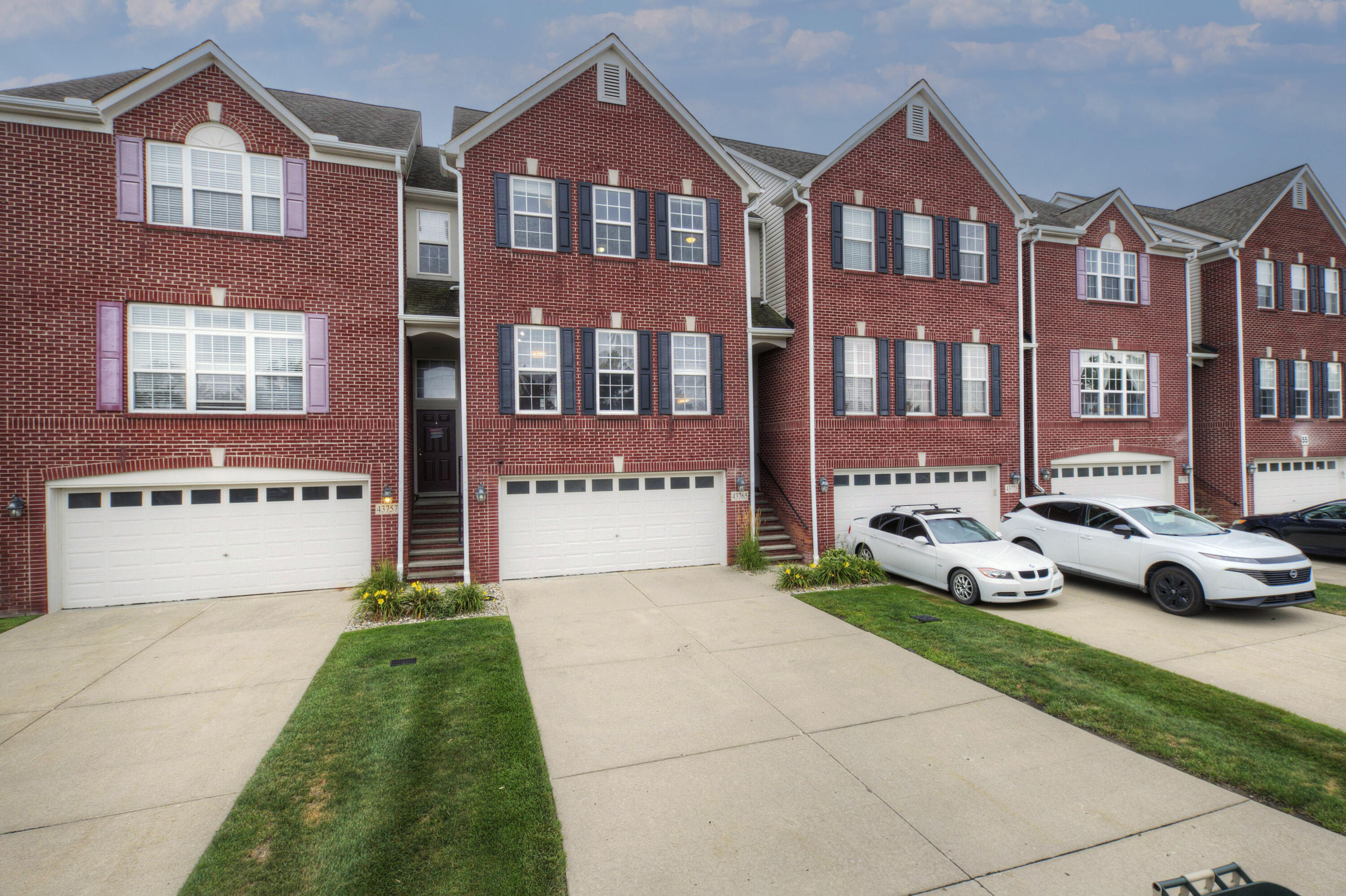 43765 Sweet Cherry Lane
