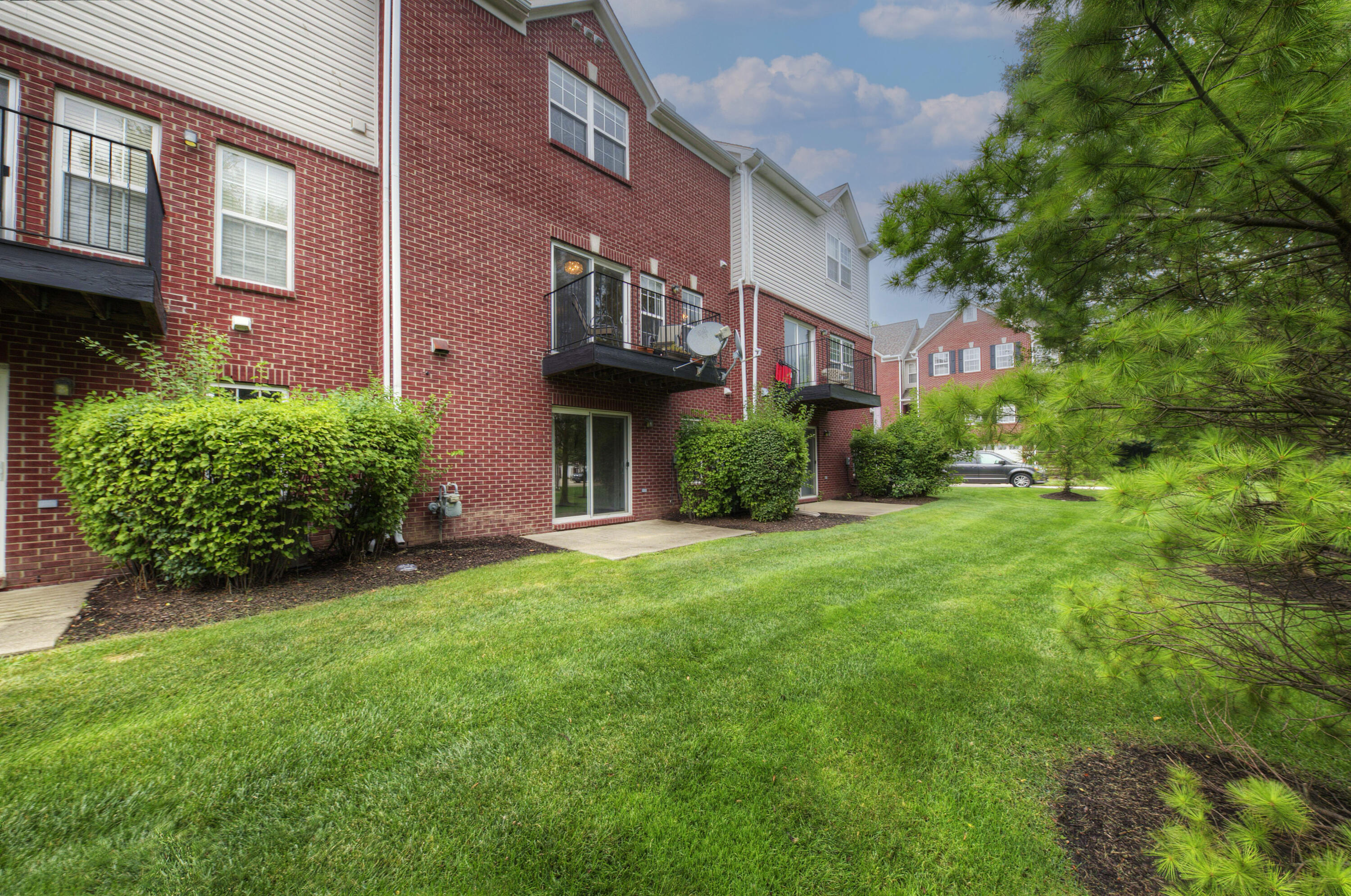 43765 Sweet Cherry Lane