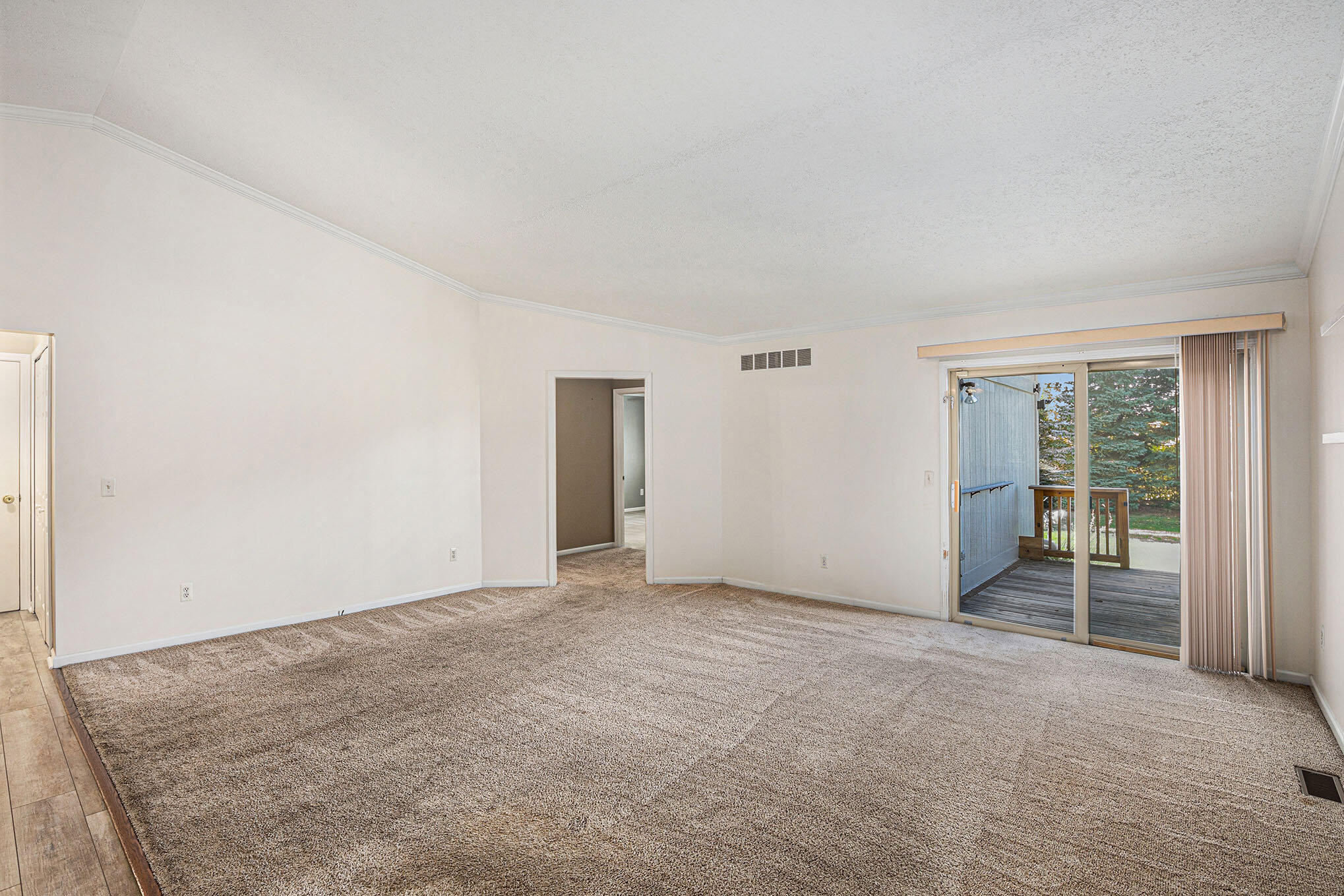 26430 Sanajo Court, 20