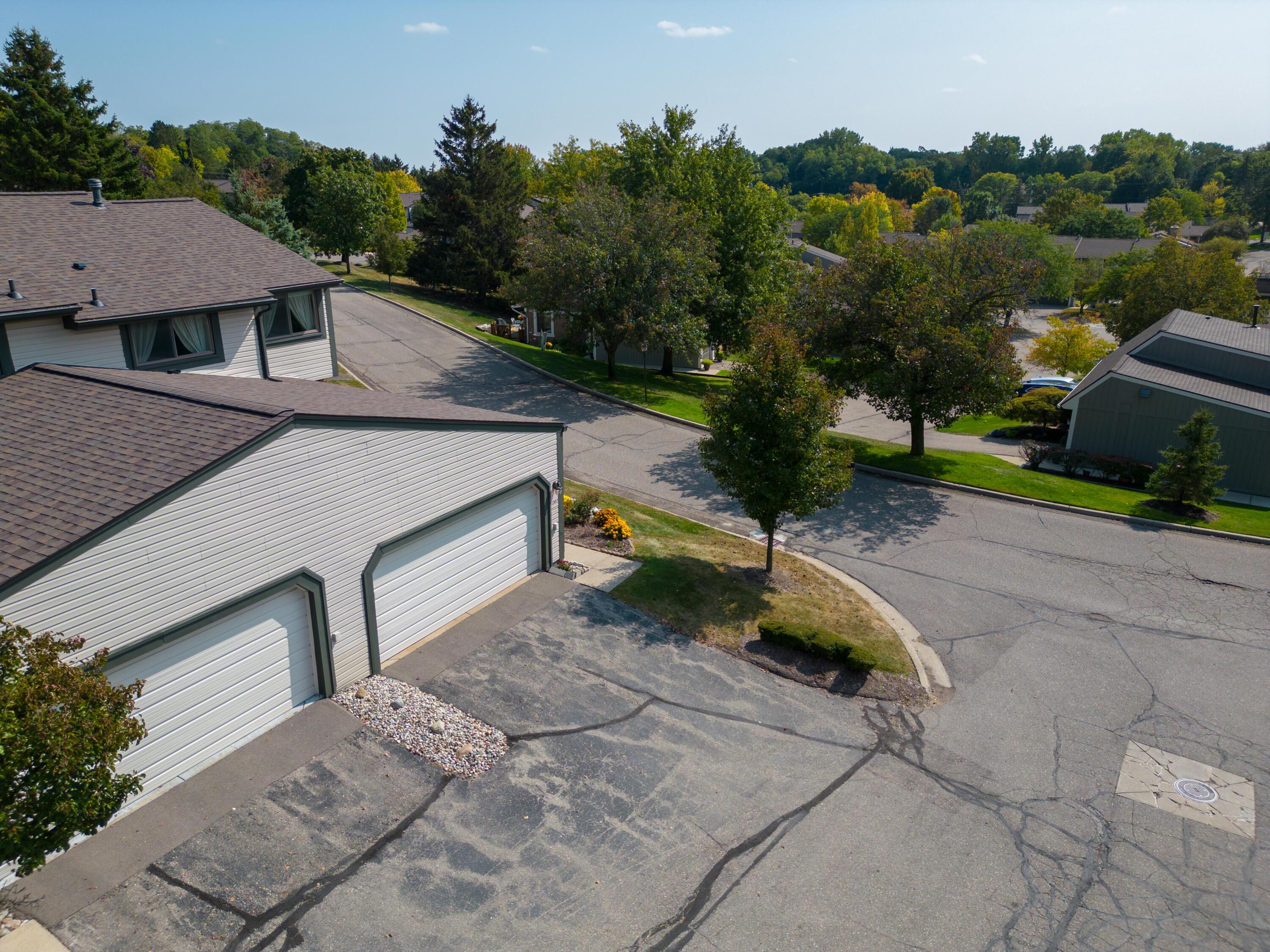 1202 Concord Court, 67