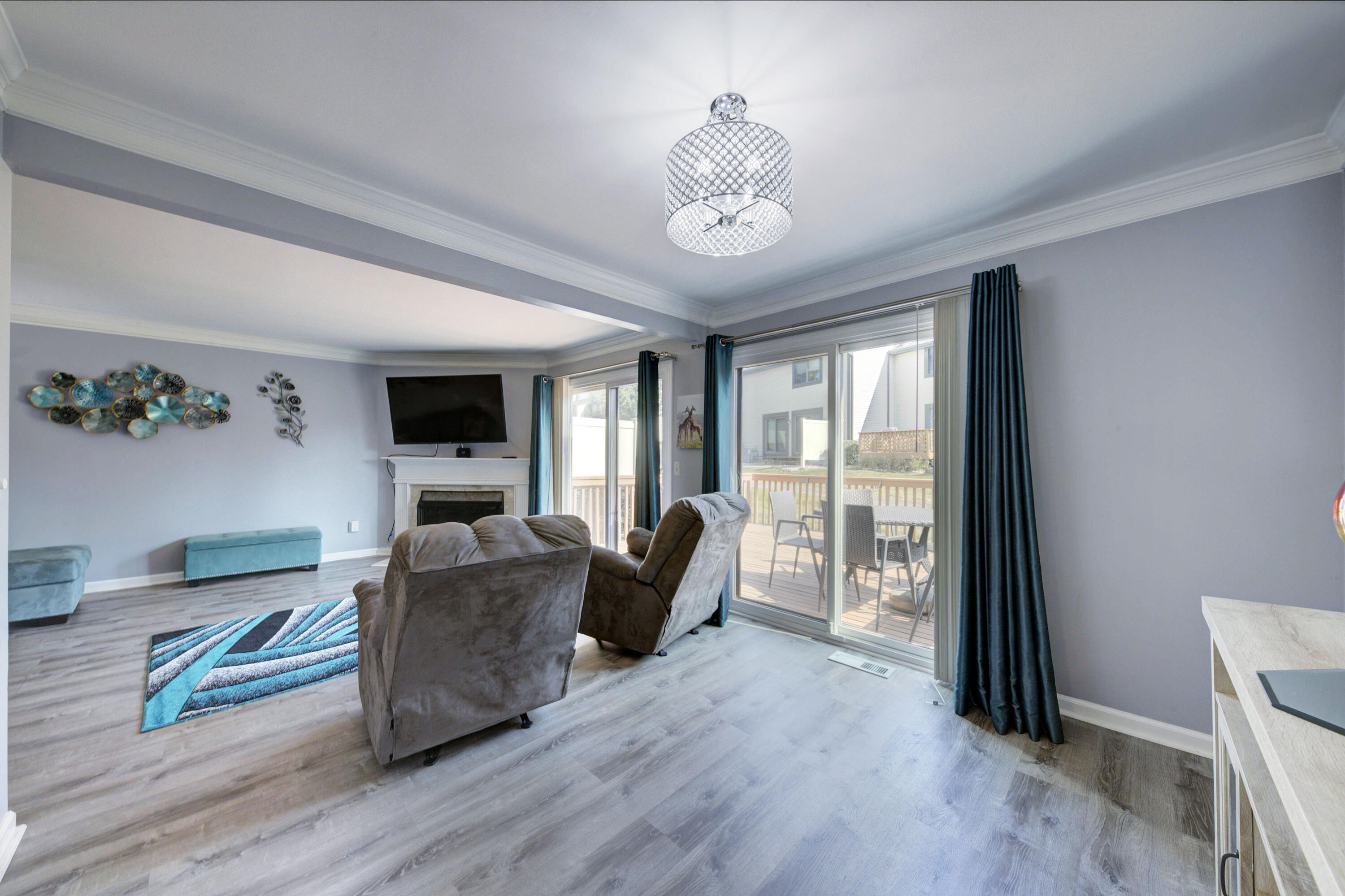 1202 Concord Court, 67