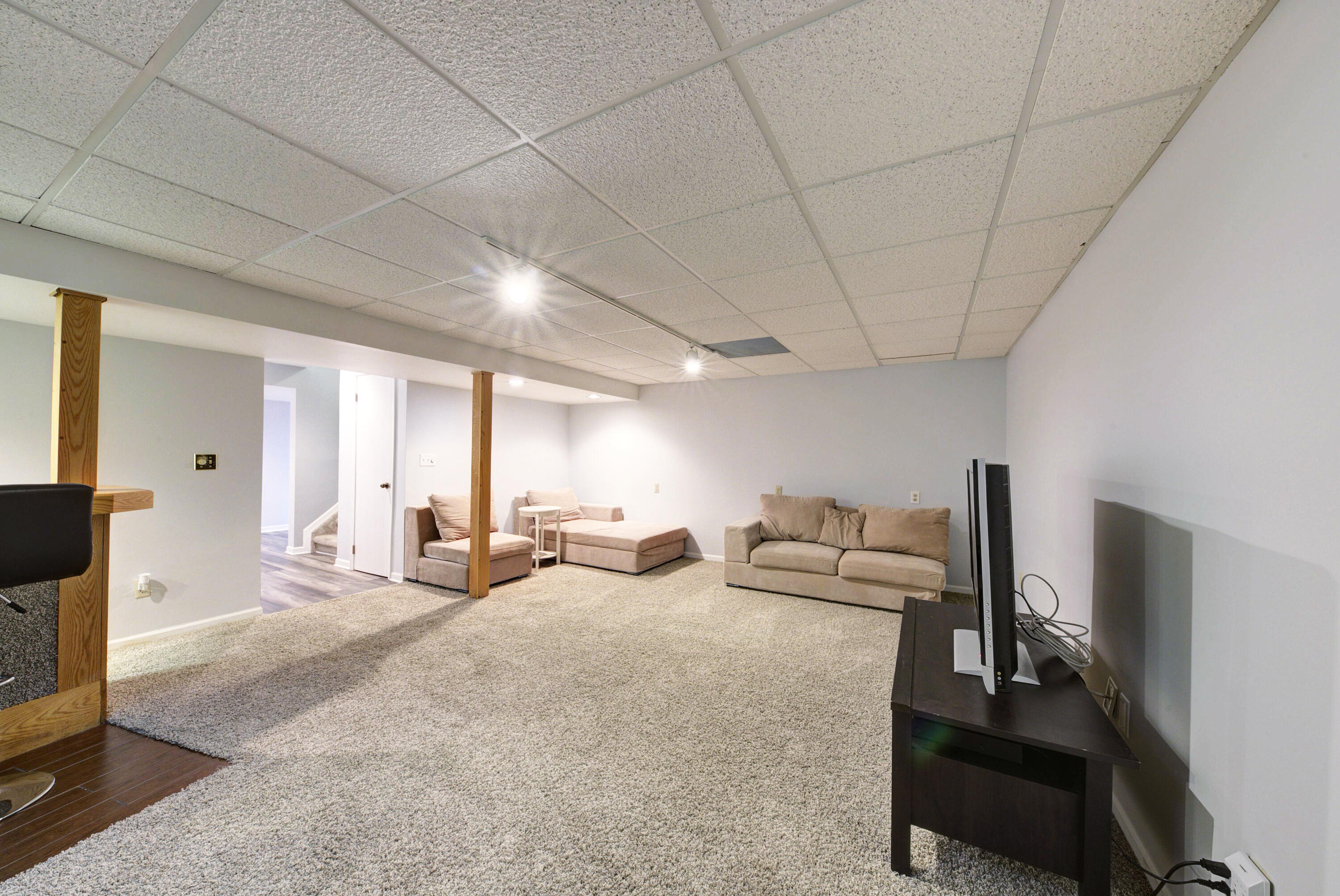 1202 Concord Court, 67