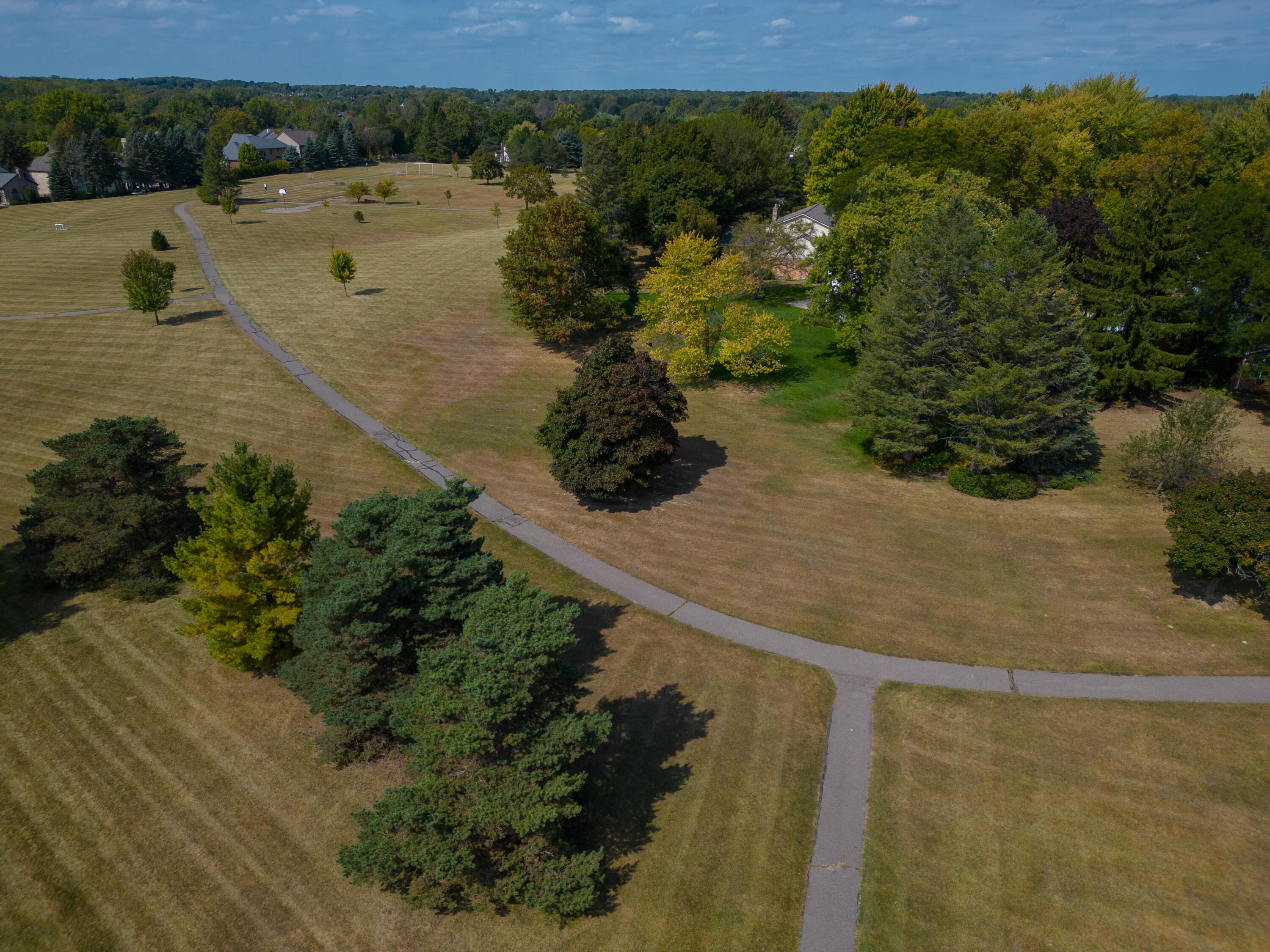 1202 Concord Court, 67