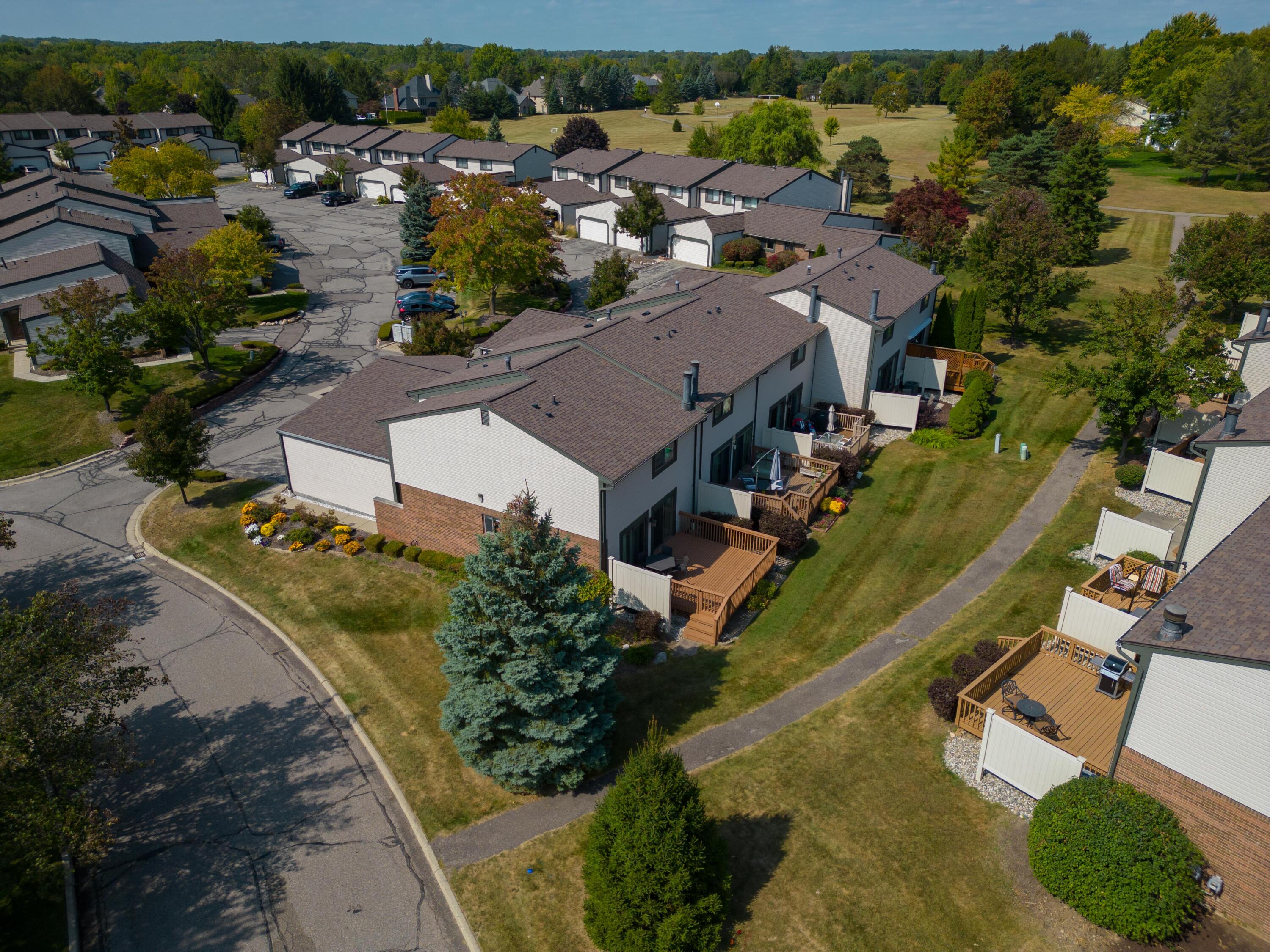 1202 Concord Court, 67