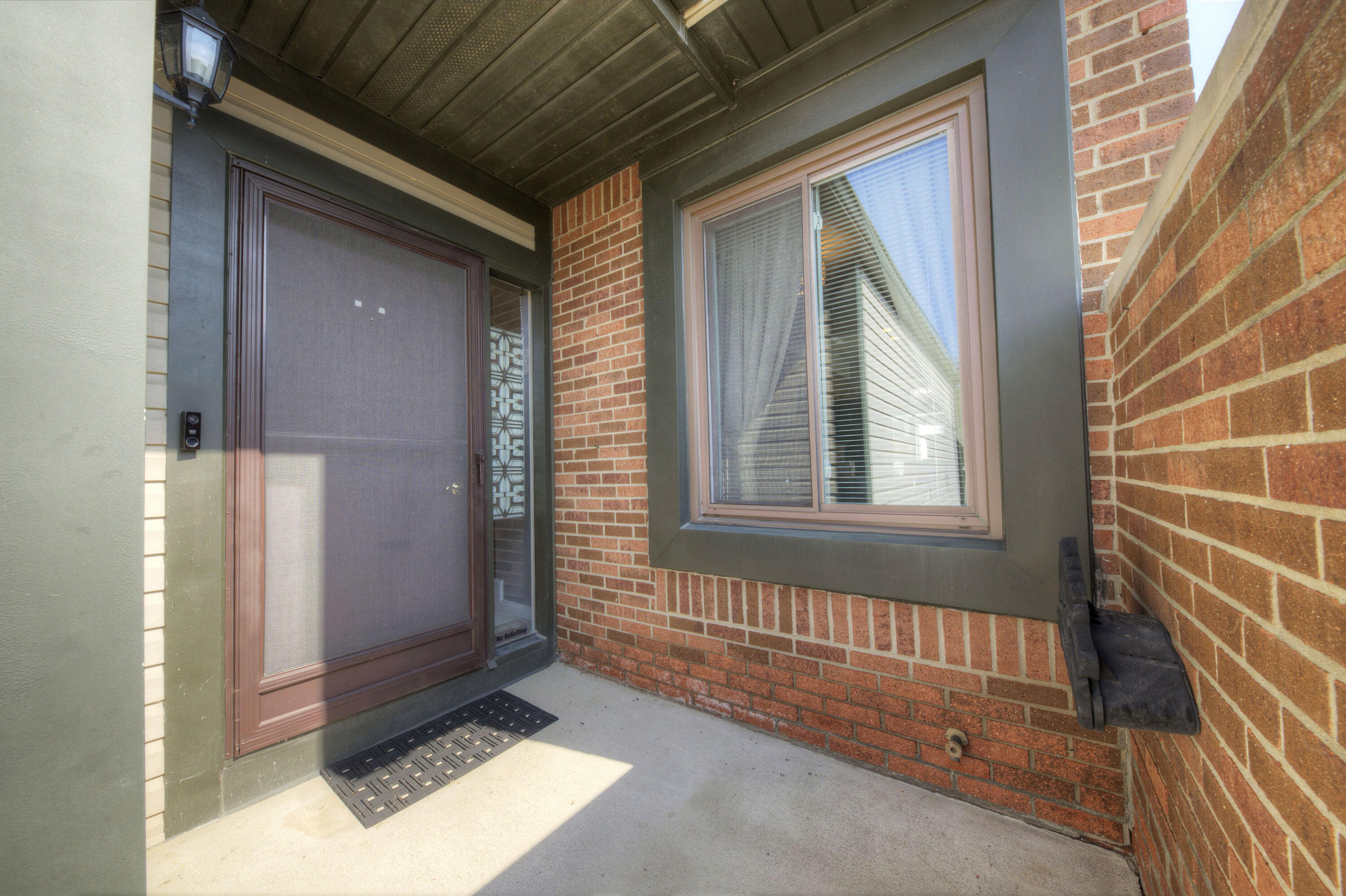 1202 Concord Court, 67