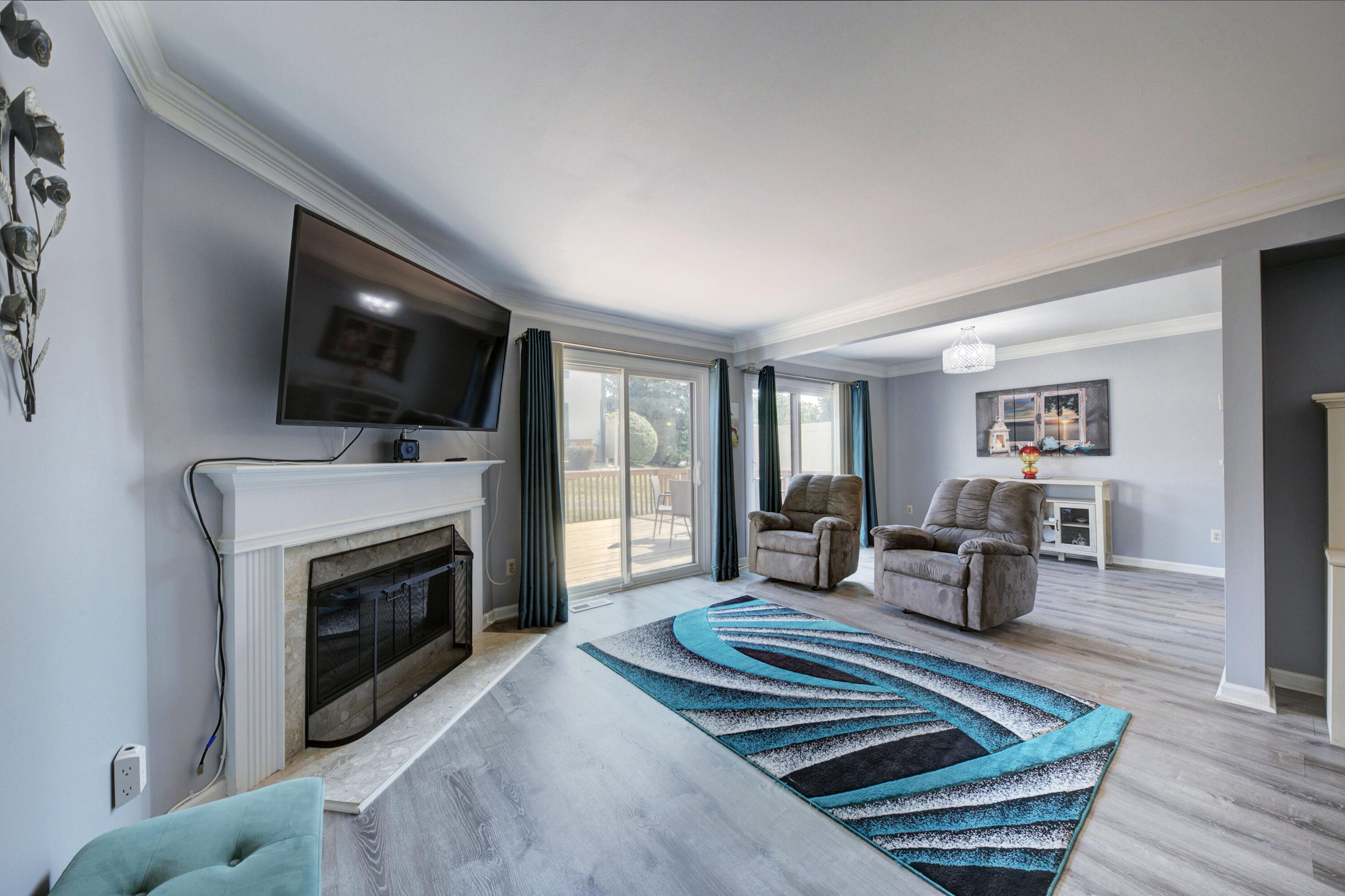 1202 Concord Court, 67