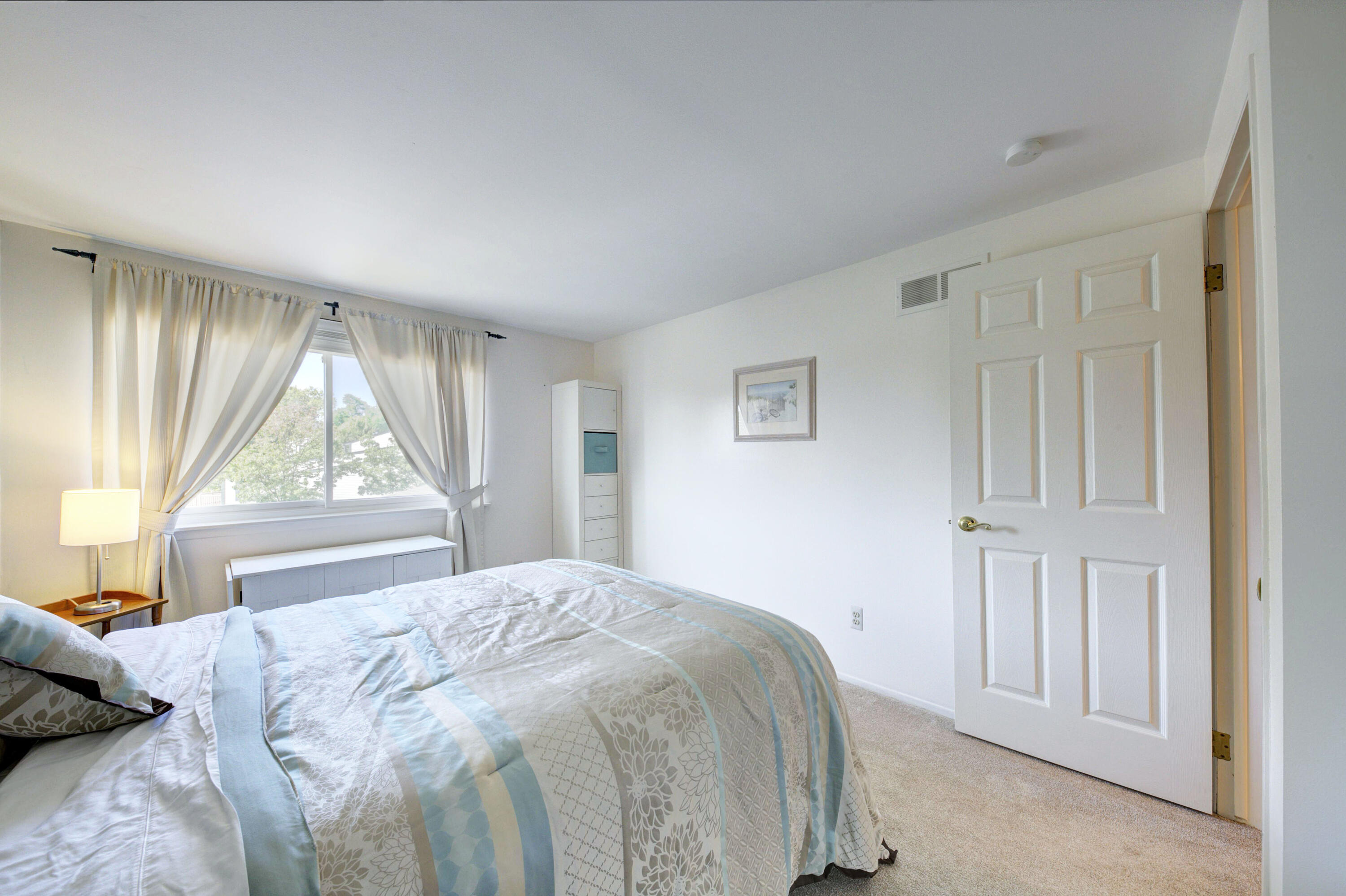 1202 Concord Court, 67