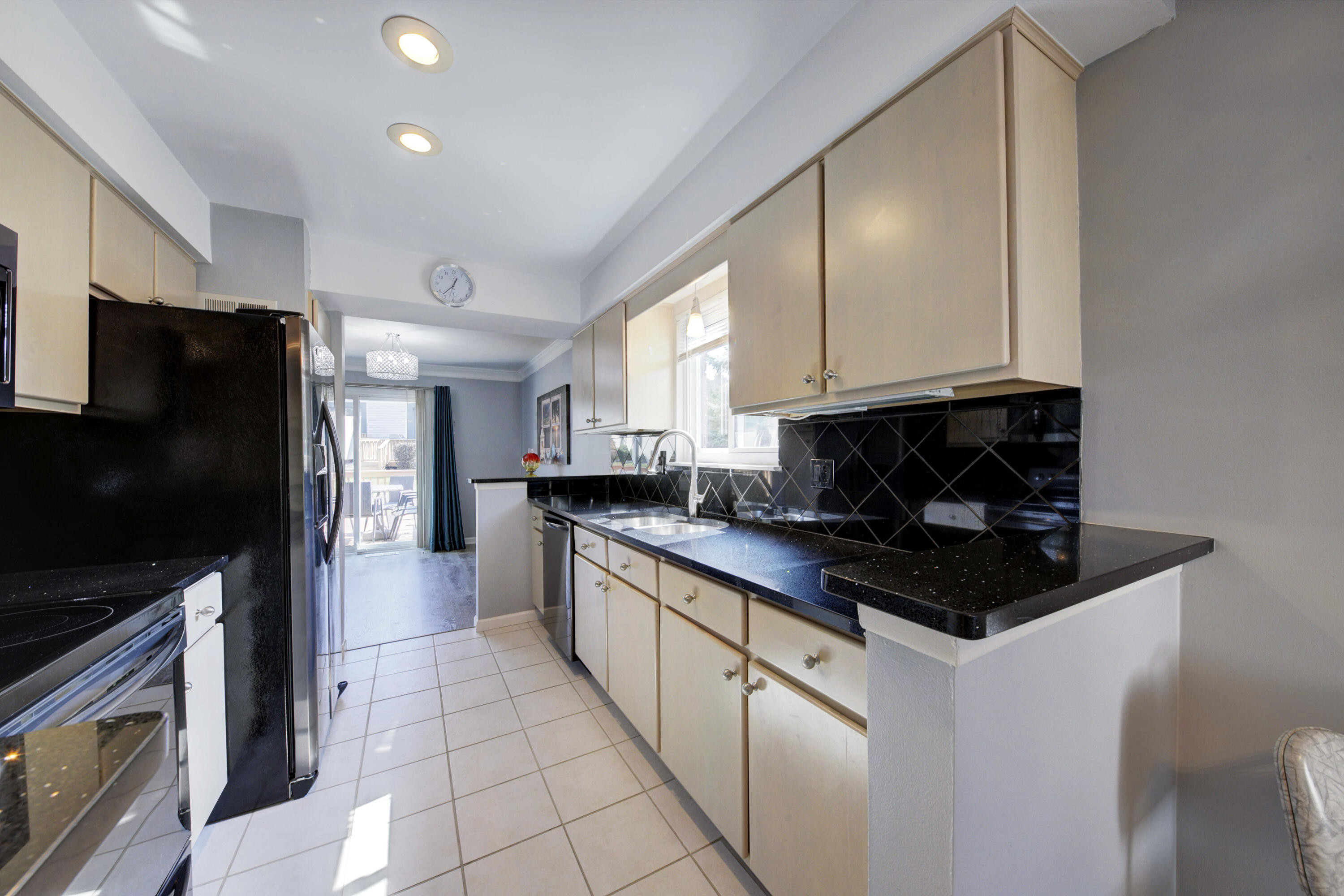 1202 Concord Court, 67