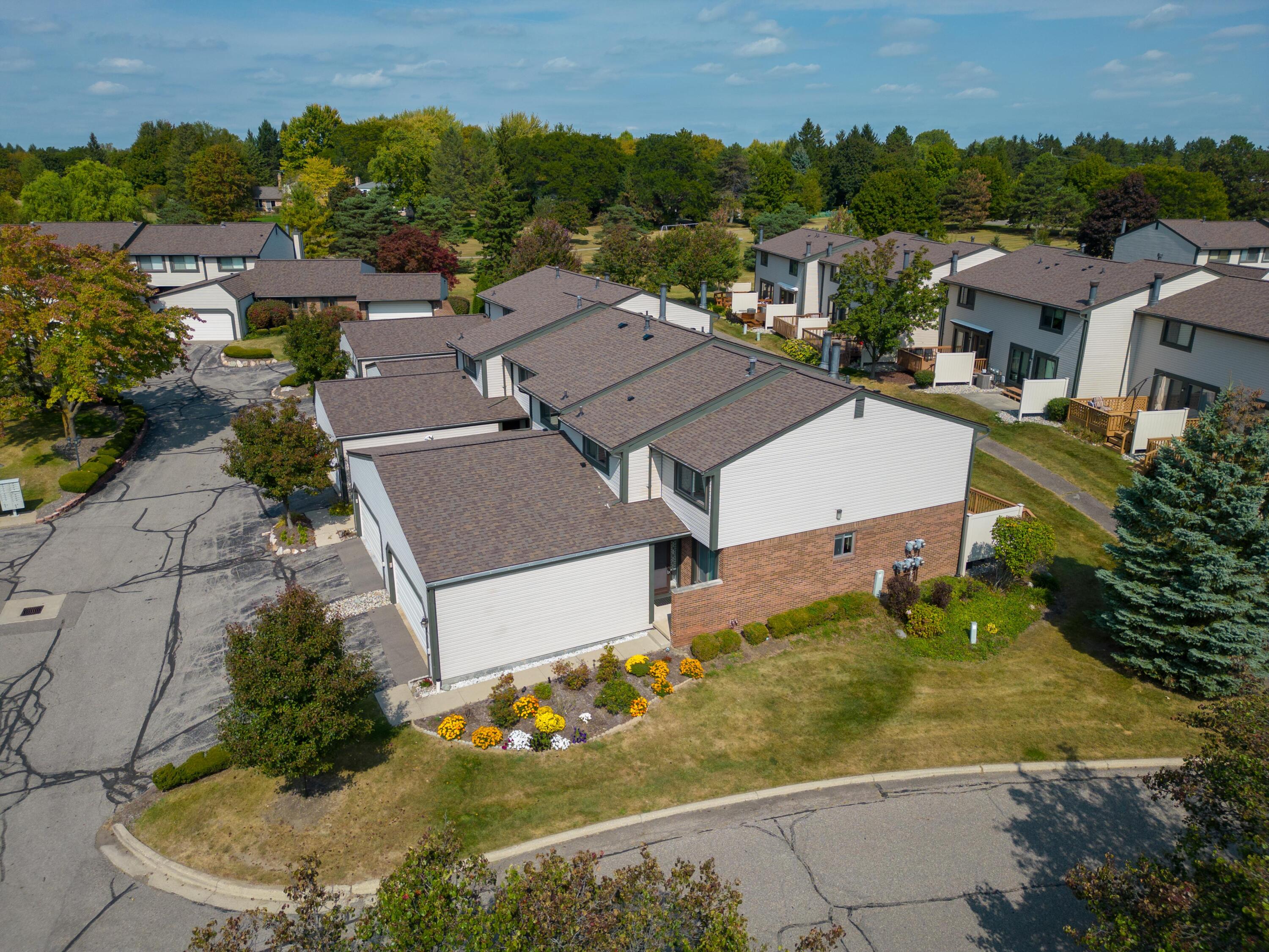 1202 Concord Court, 67