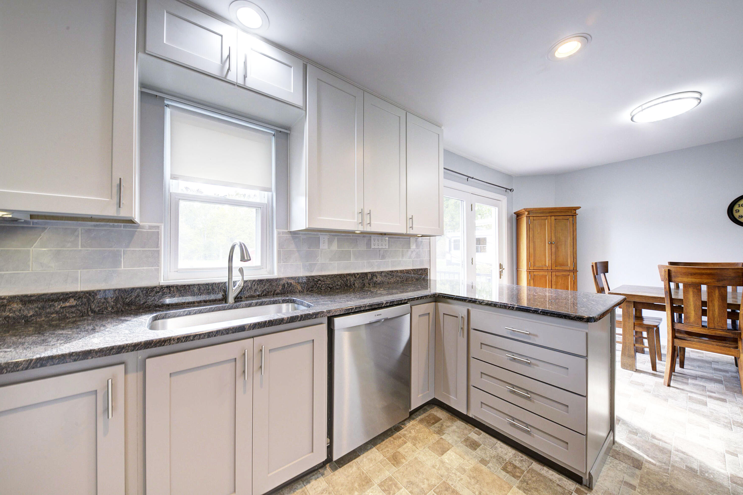 59071 Annah Drive, New Hudson