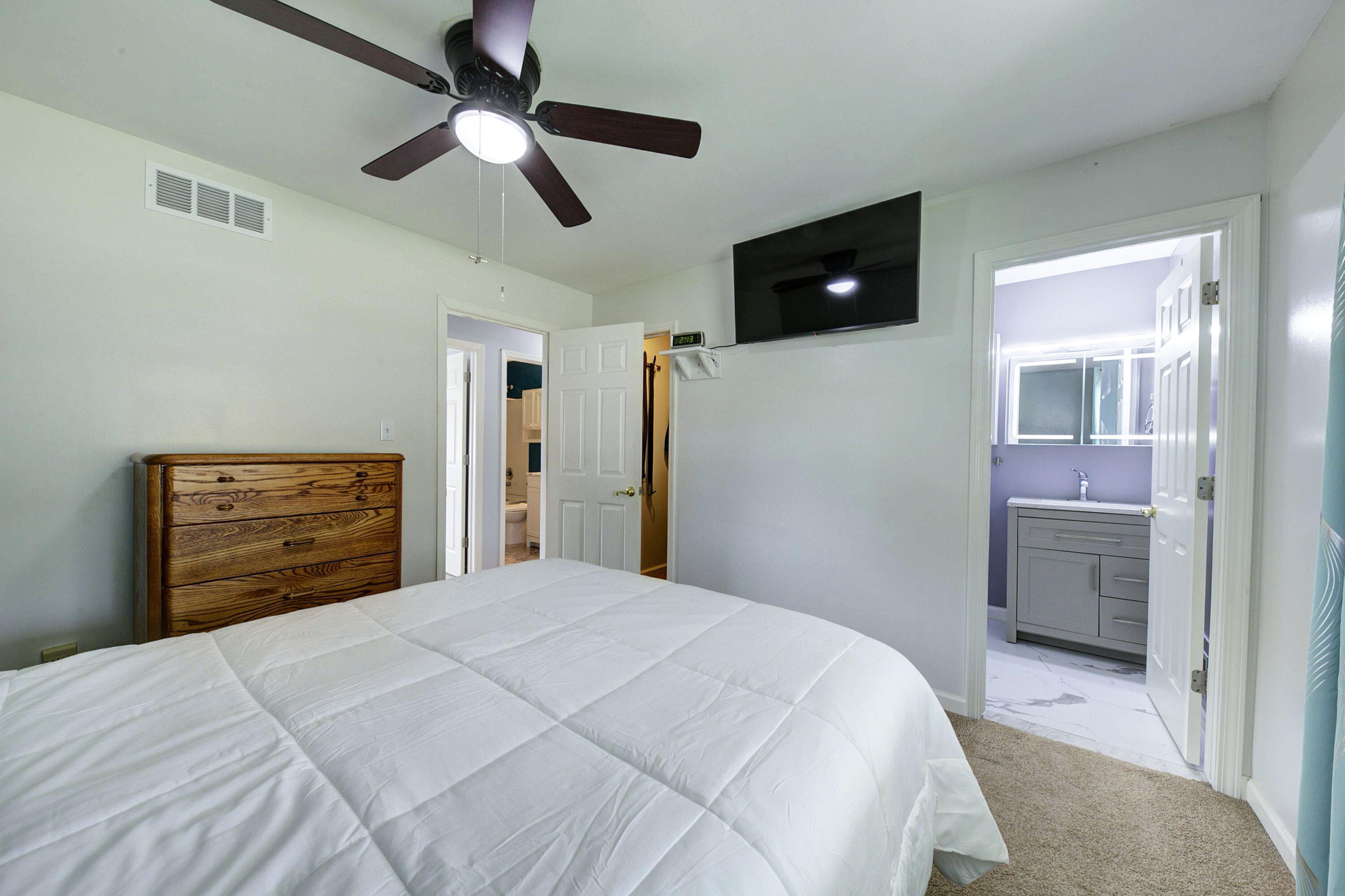 59071 Annah Drive, New Hudson