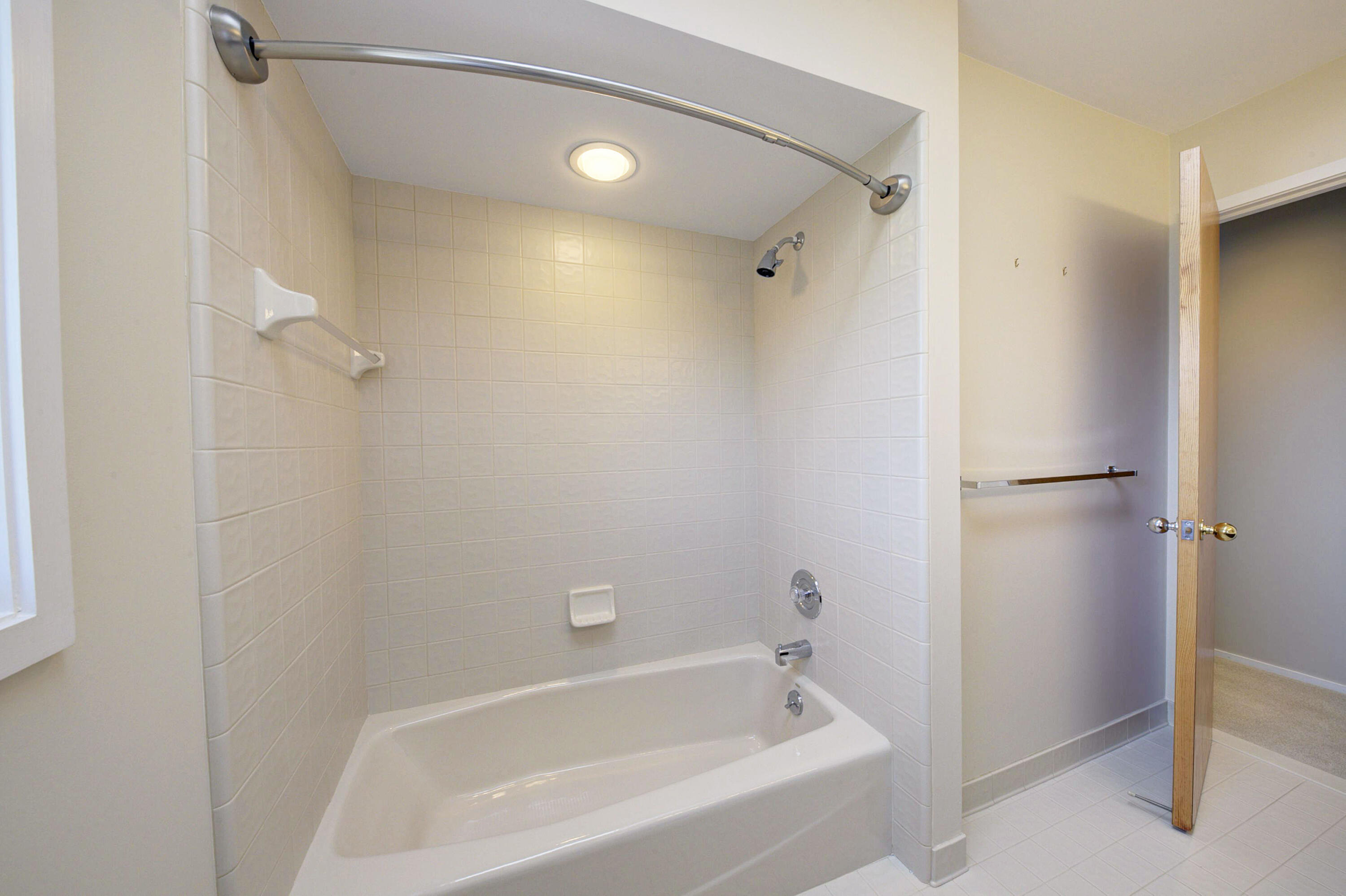 3682 Tanglewood Court