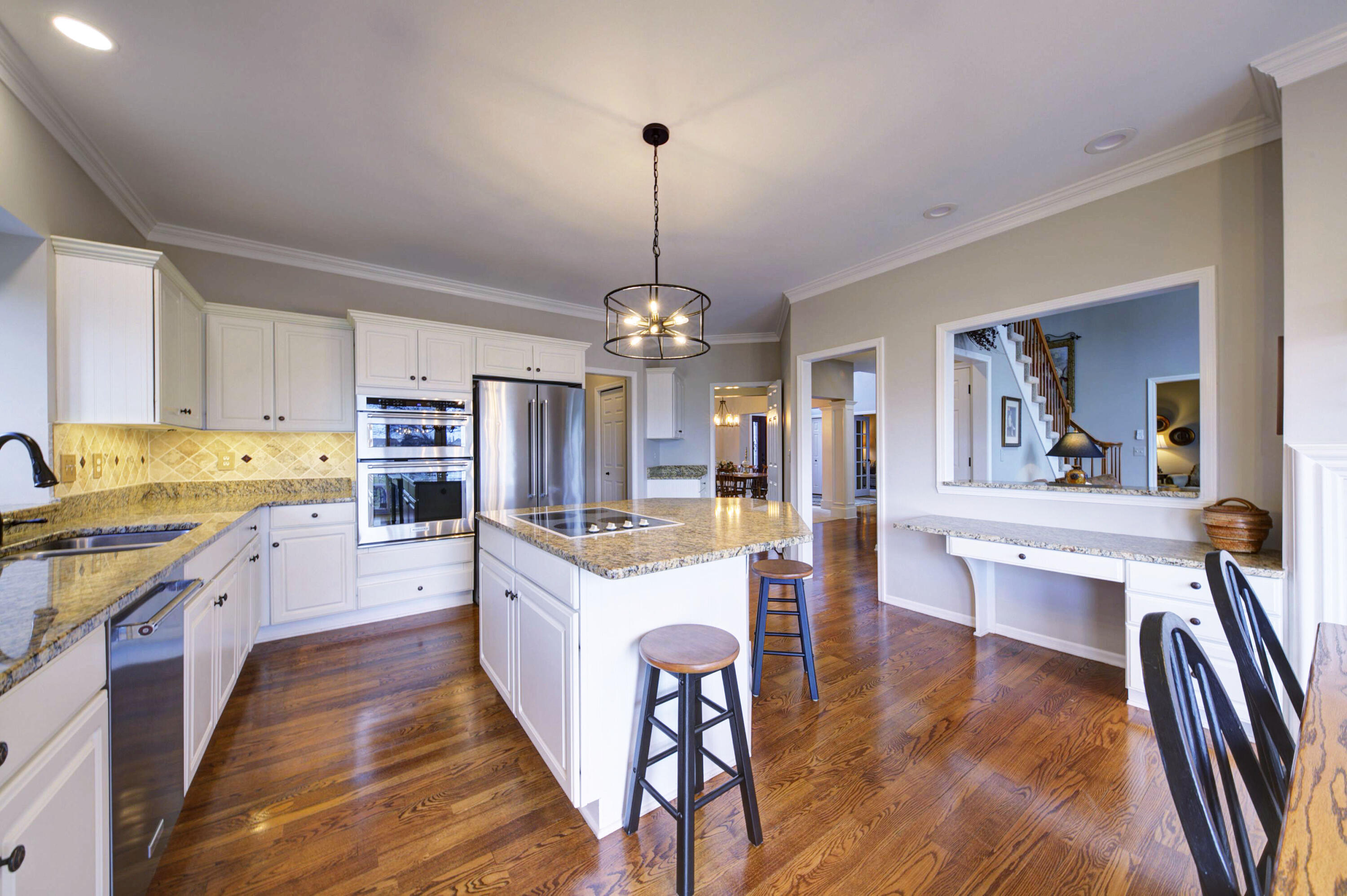 45844 Southwick Drive