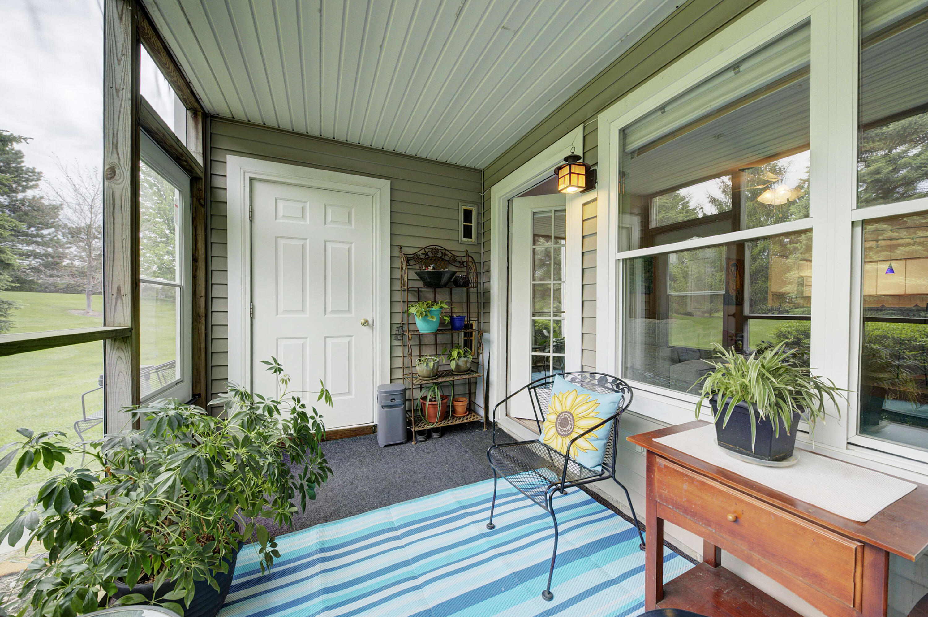 1526 Long Meadow Trail
