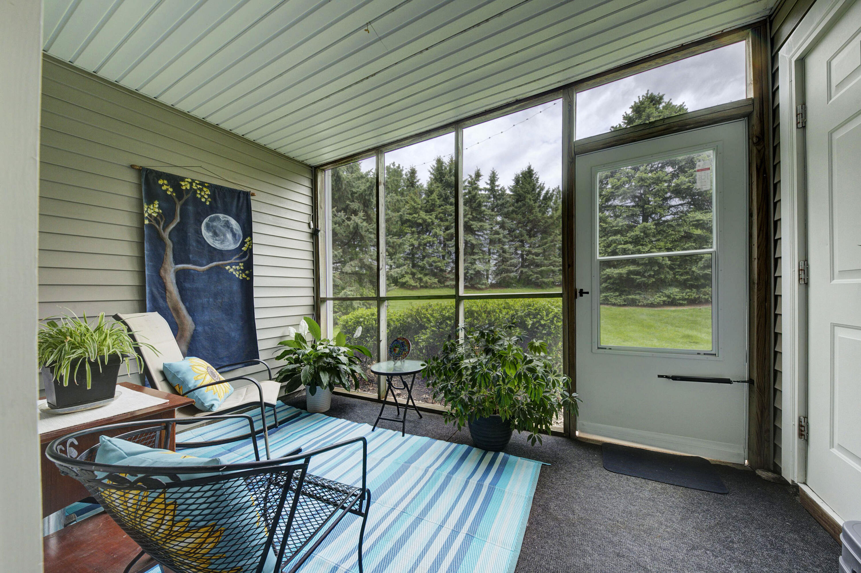 1526 Long Meadow Trail