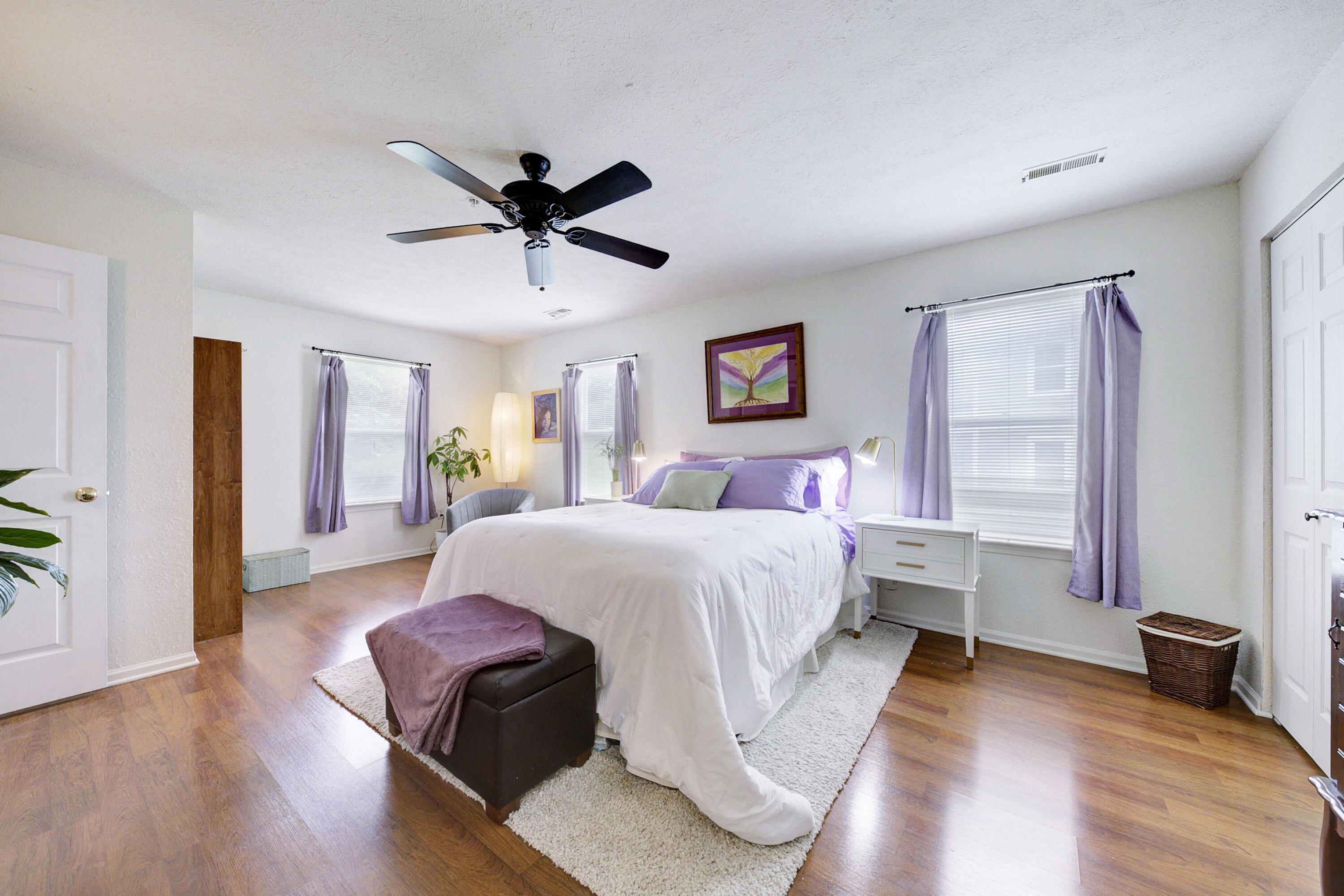 1526 Long Meadow Trail