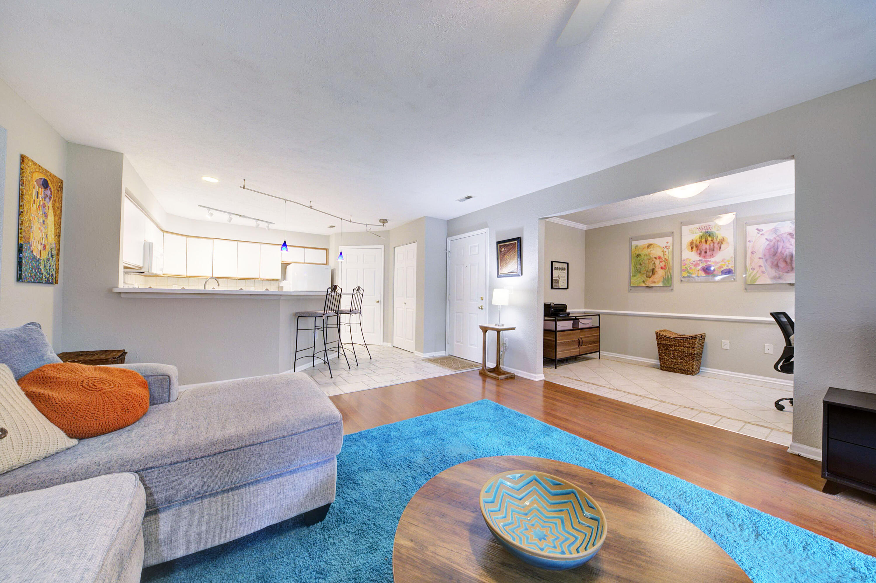 1526 Long Meadow Trail