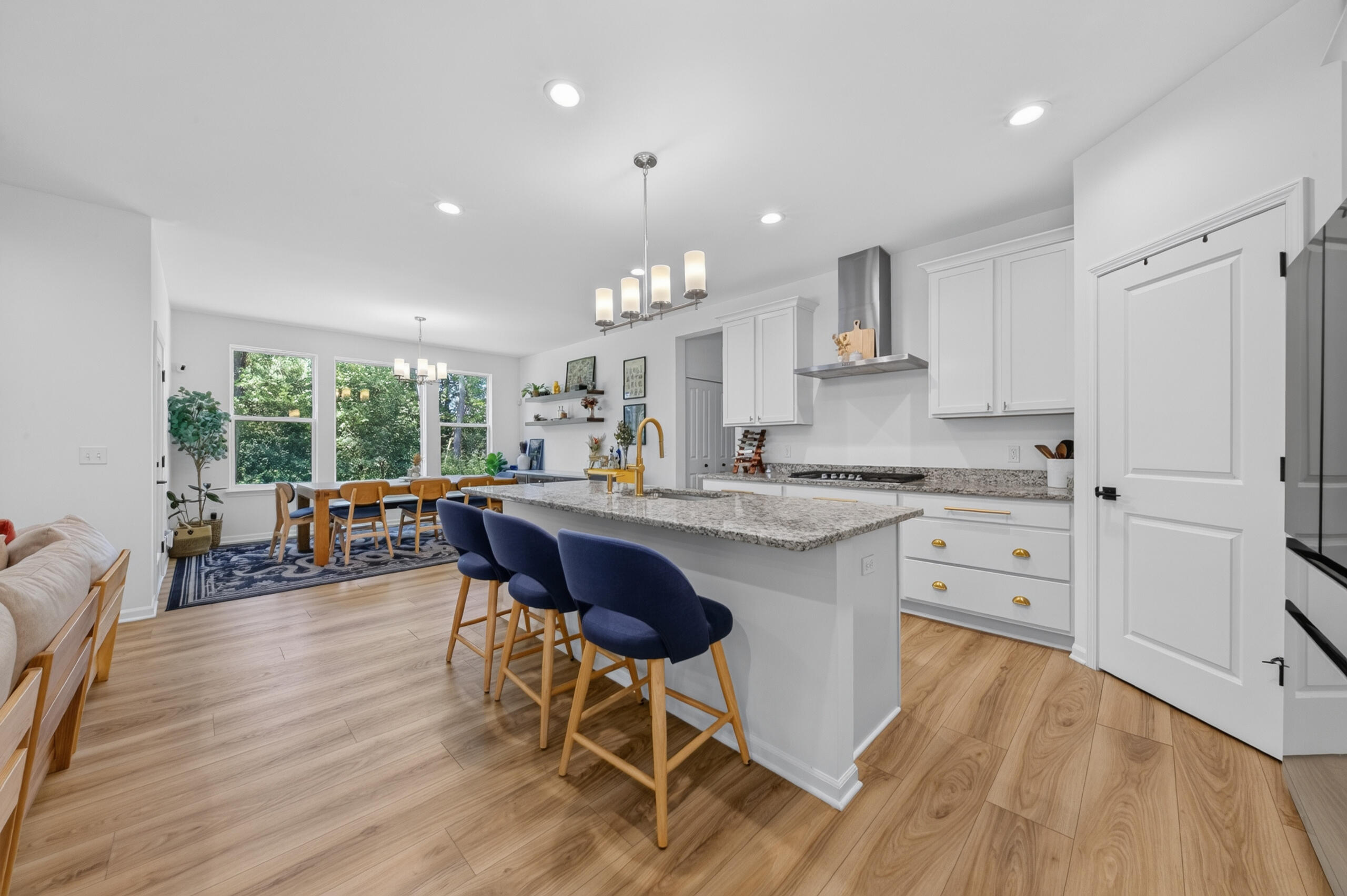 50388 Hedgewood Drive