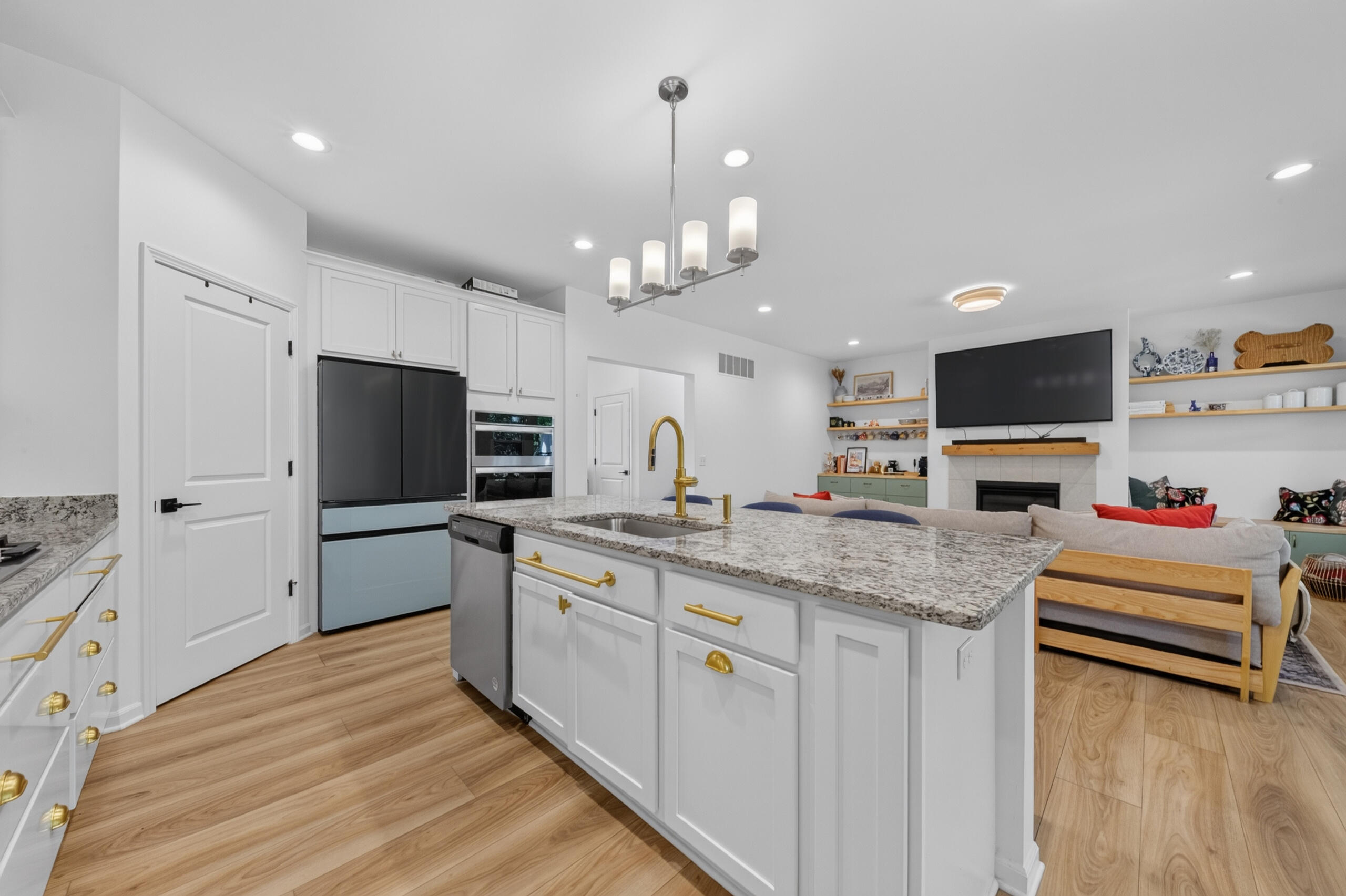 50388 Hedgewood Drive