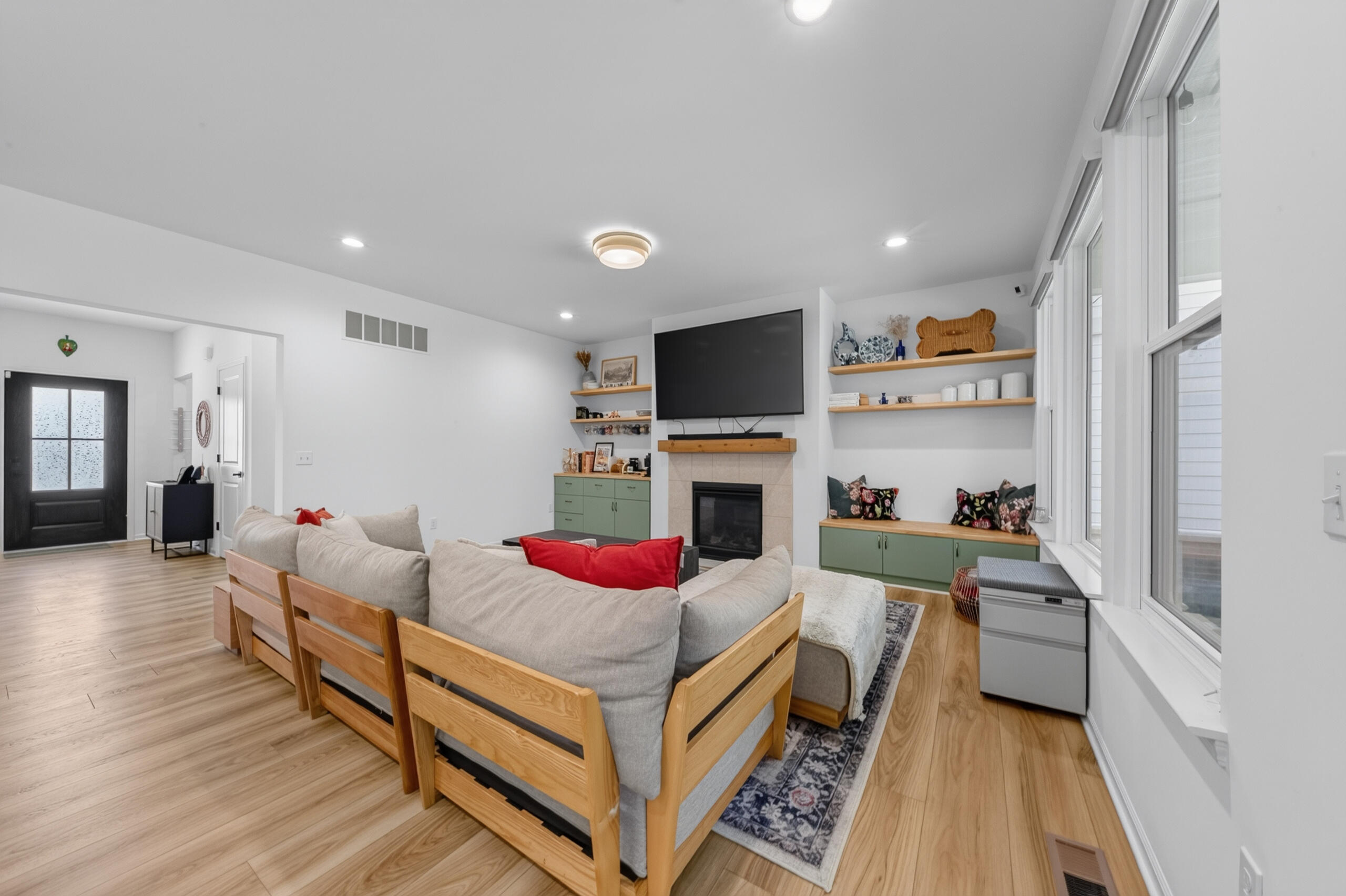 50388 Hedgewood Drive