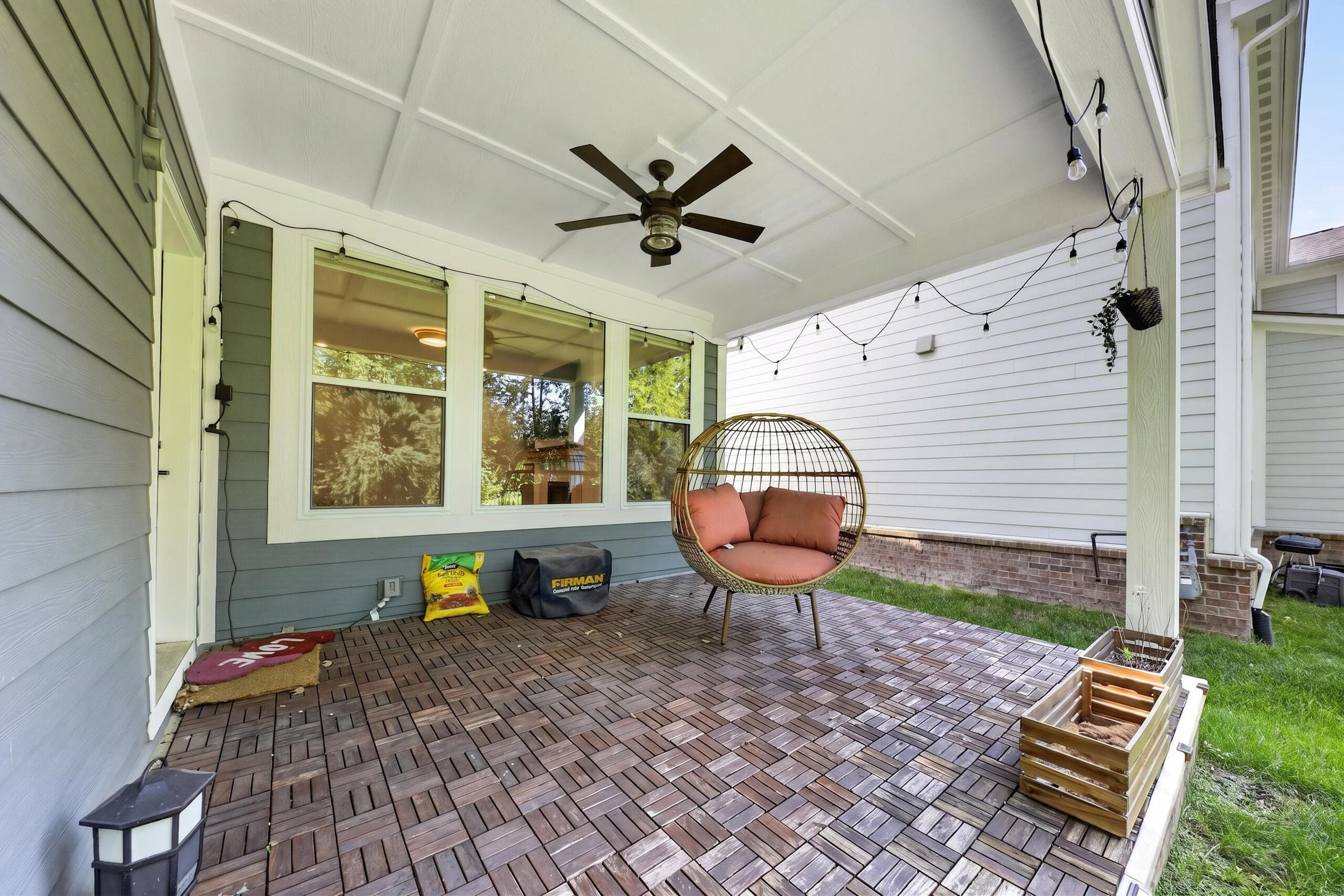 50388 Hedgewood Drive