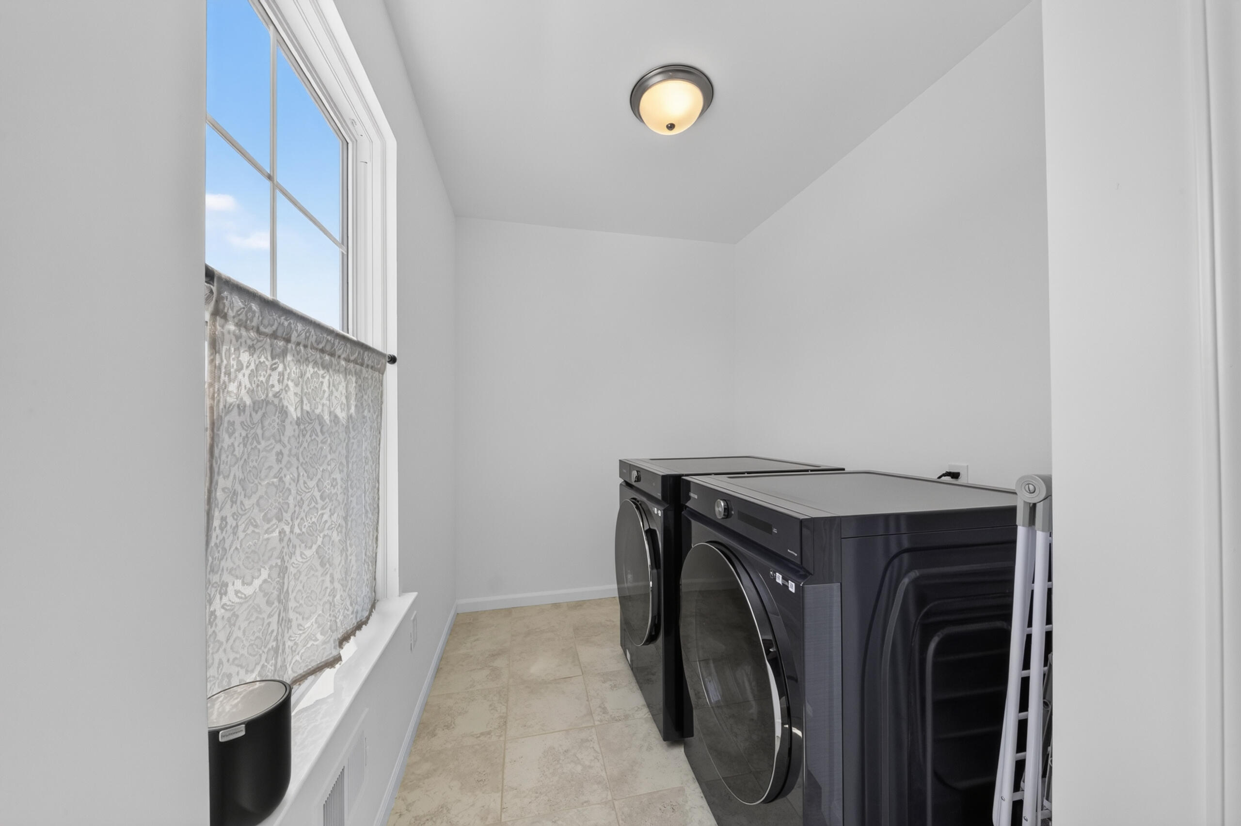 50388 Hedgewood Drive