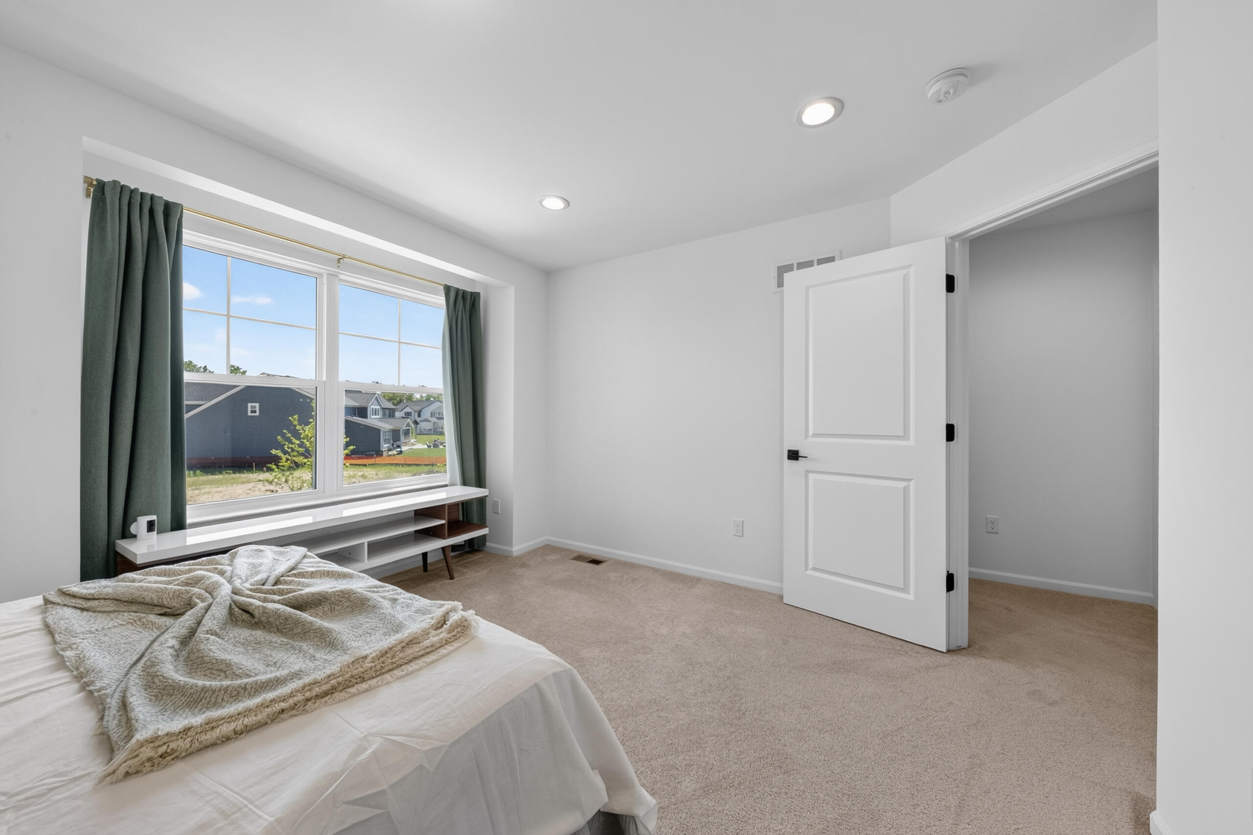 50388 Hedgewood Drive