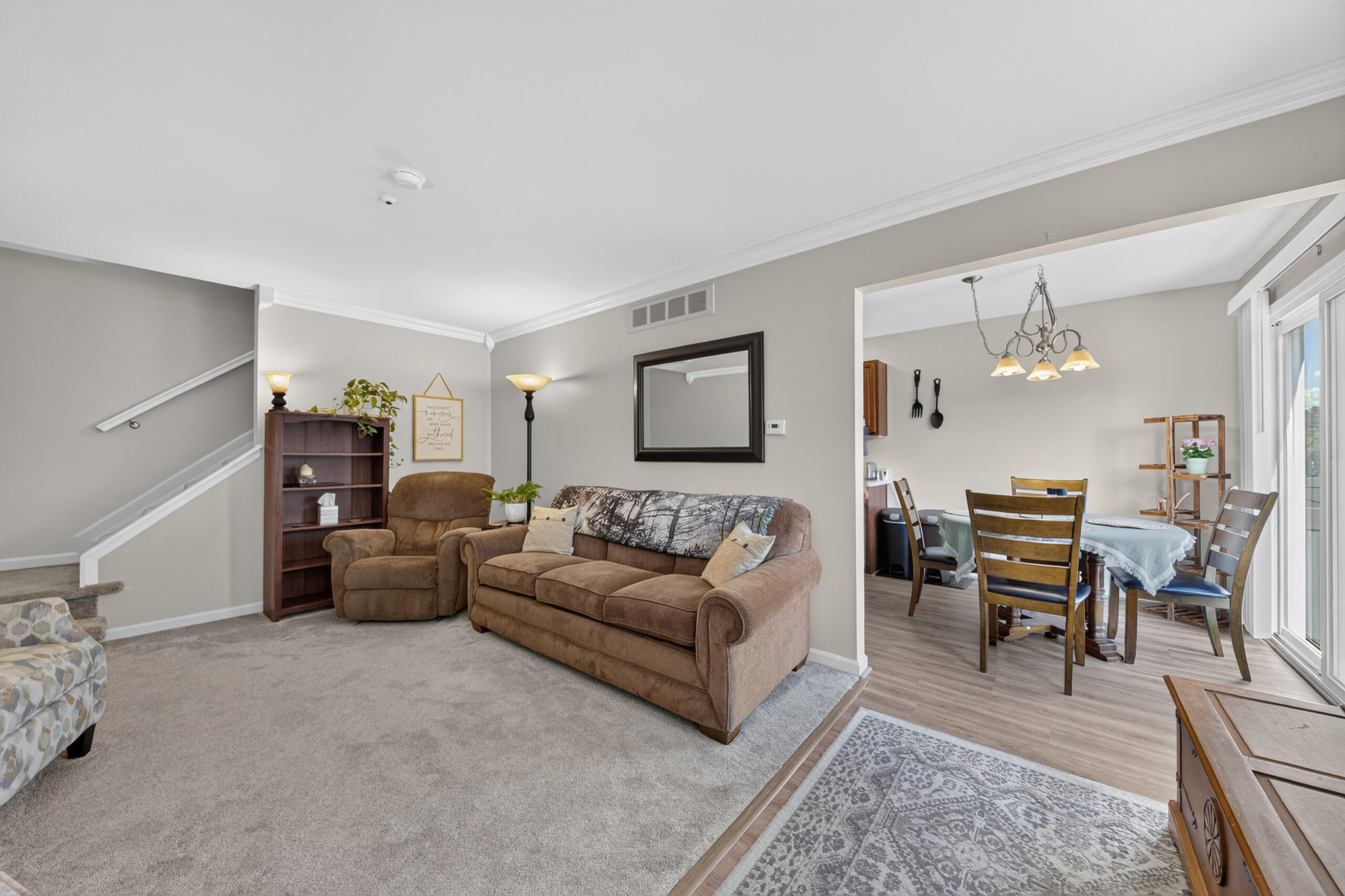 41222 Southwind Drive