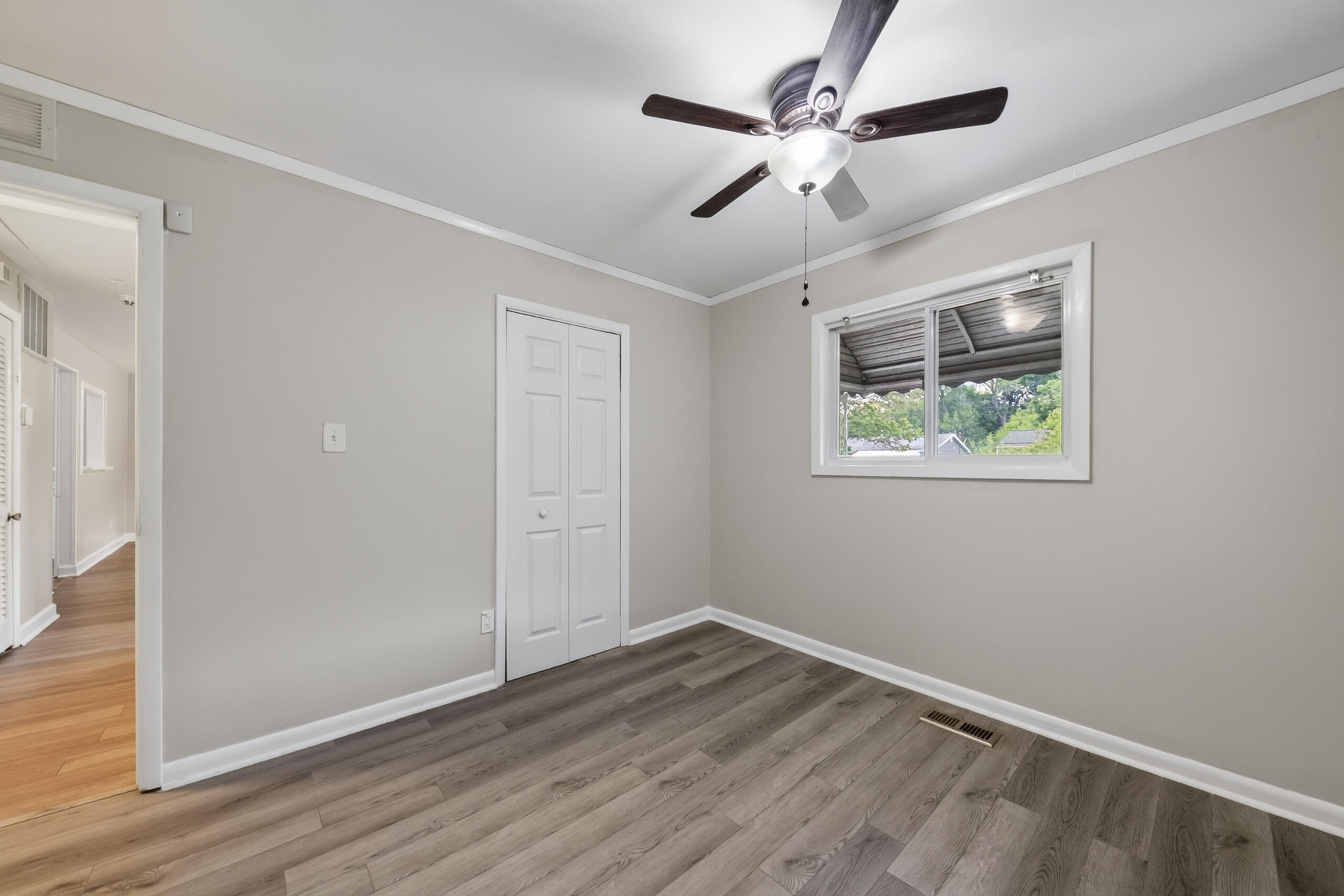 1260 Candlewood Lane