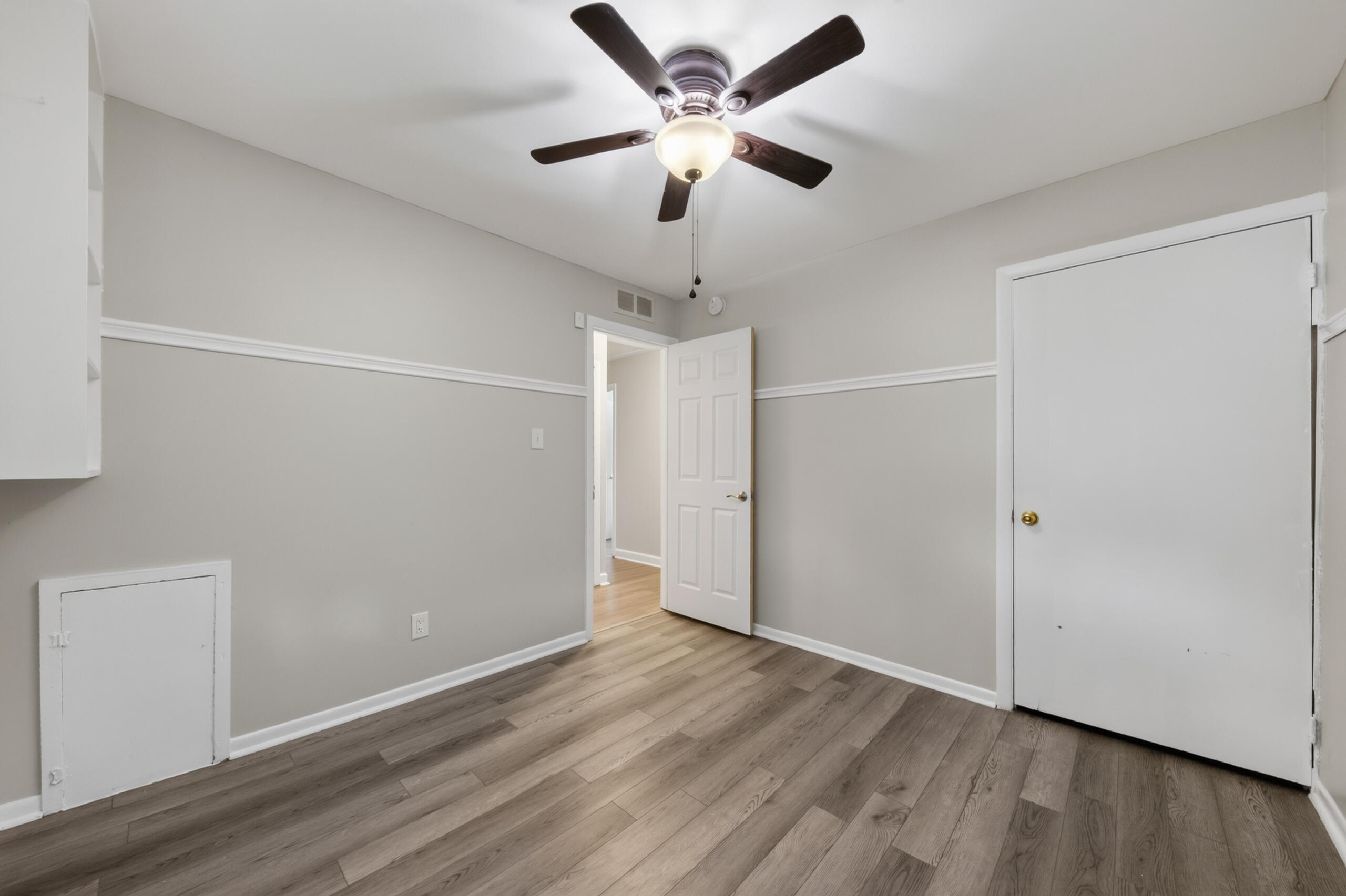 1260 Candlewood Lane
