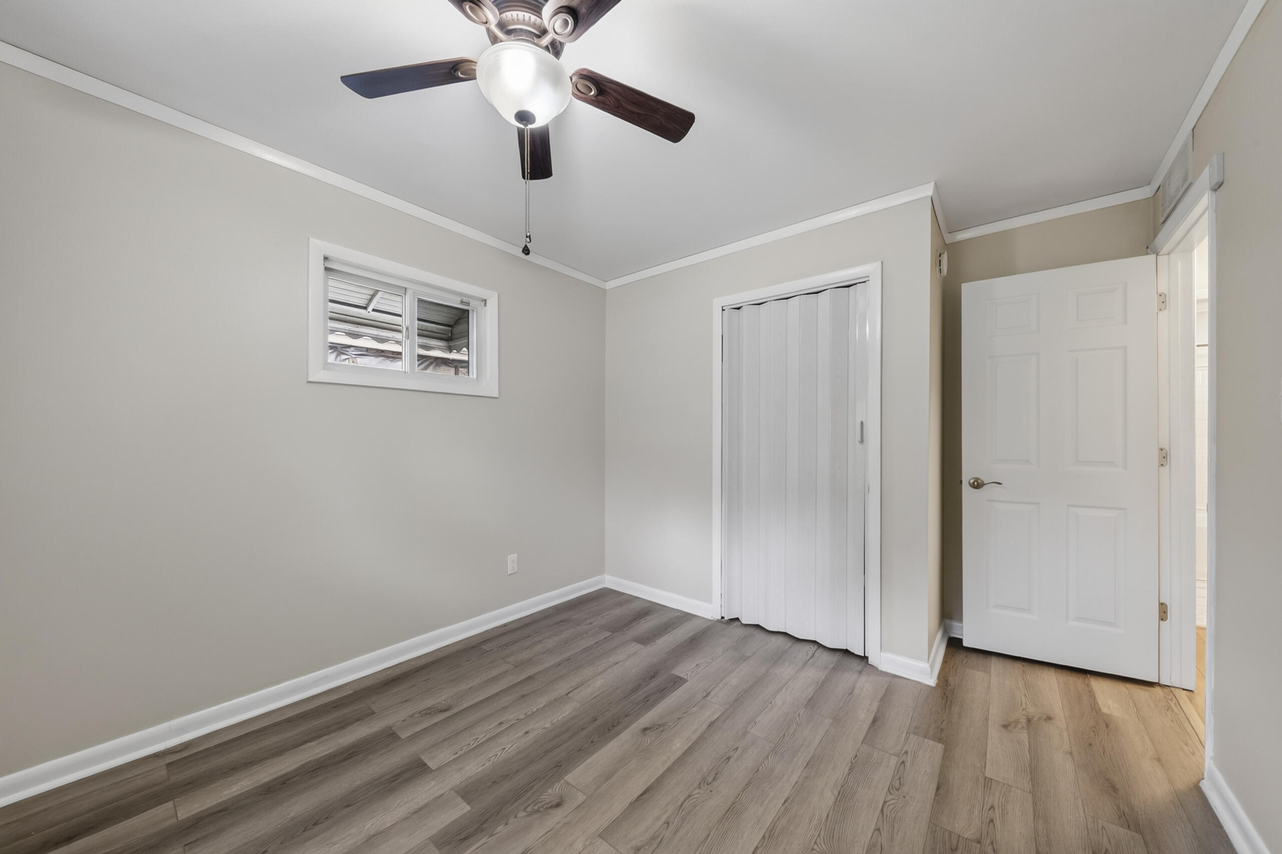 1260 Candlewood Lane