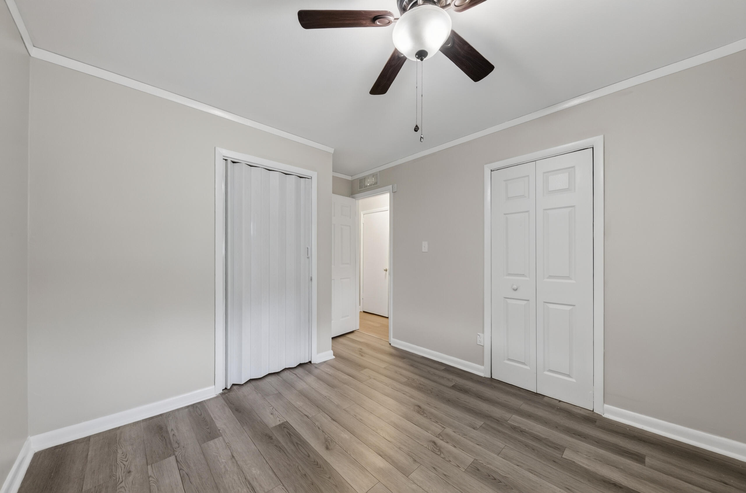 1260 Candlewood Lane