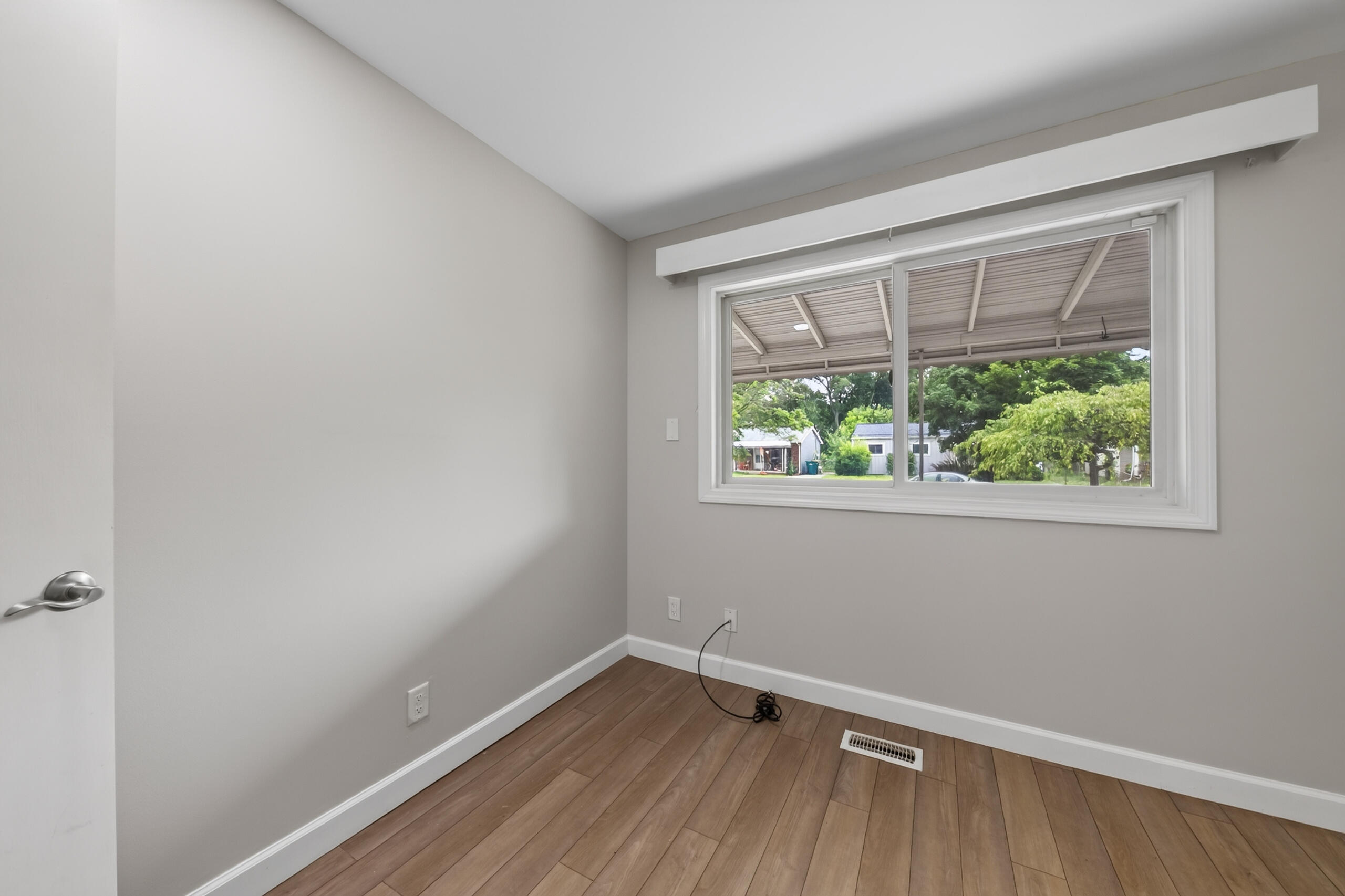 1260 Candlewood Lane