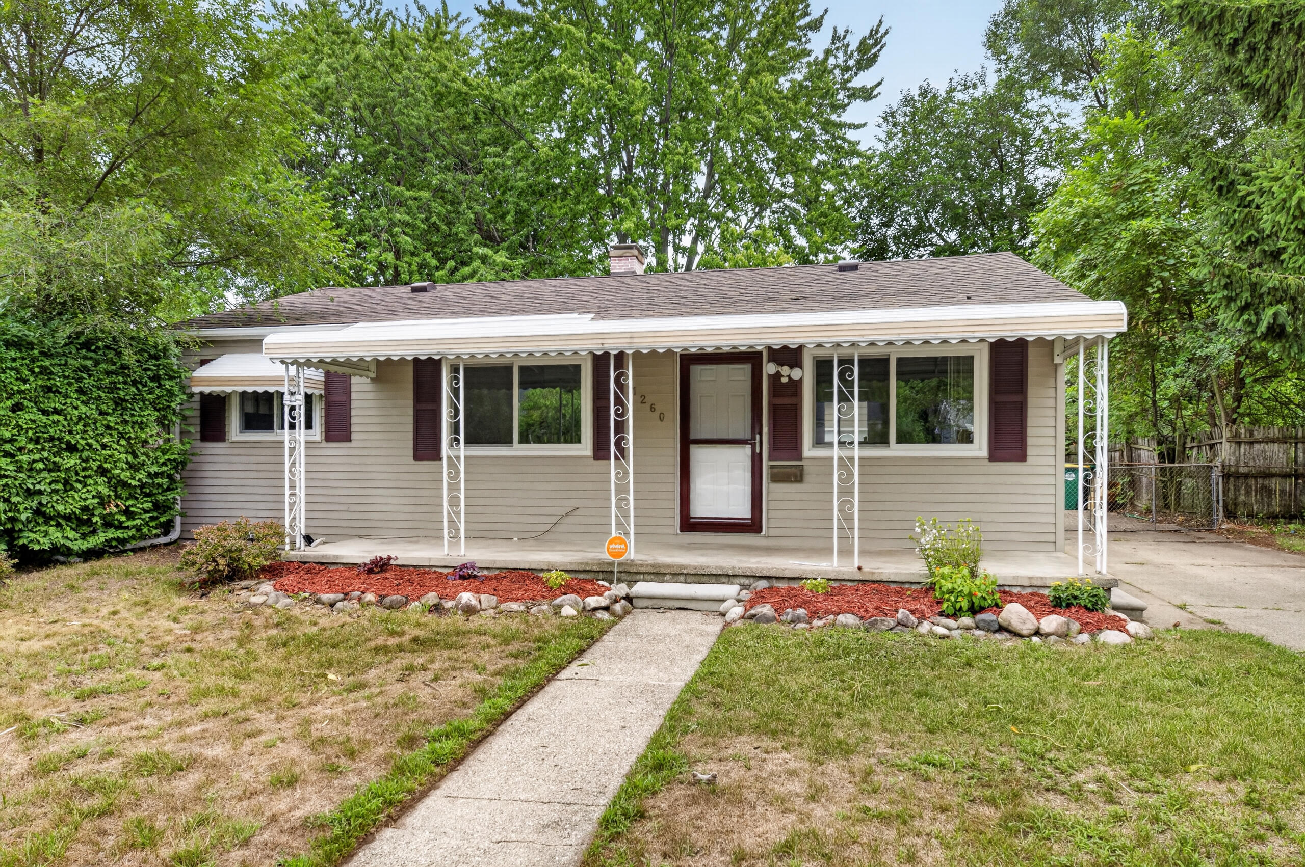 1260 Candlewood Lane
