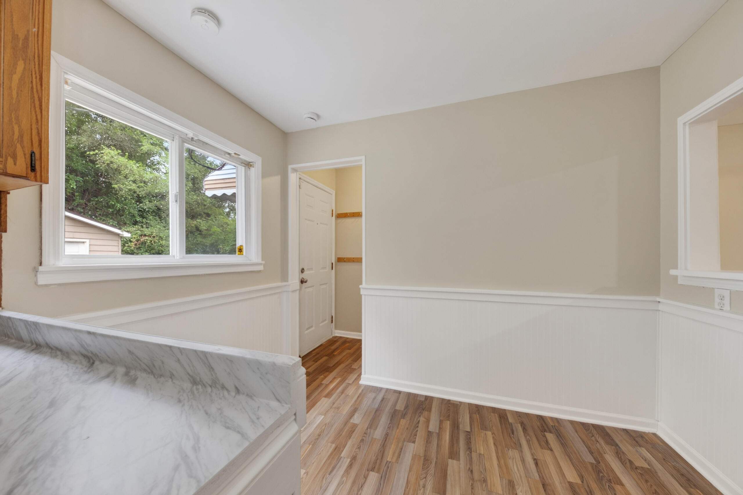 1260 Candlewood Lane