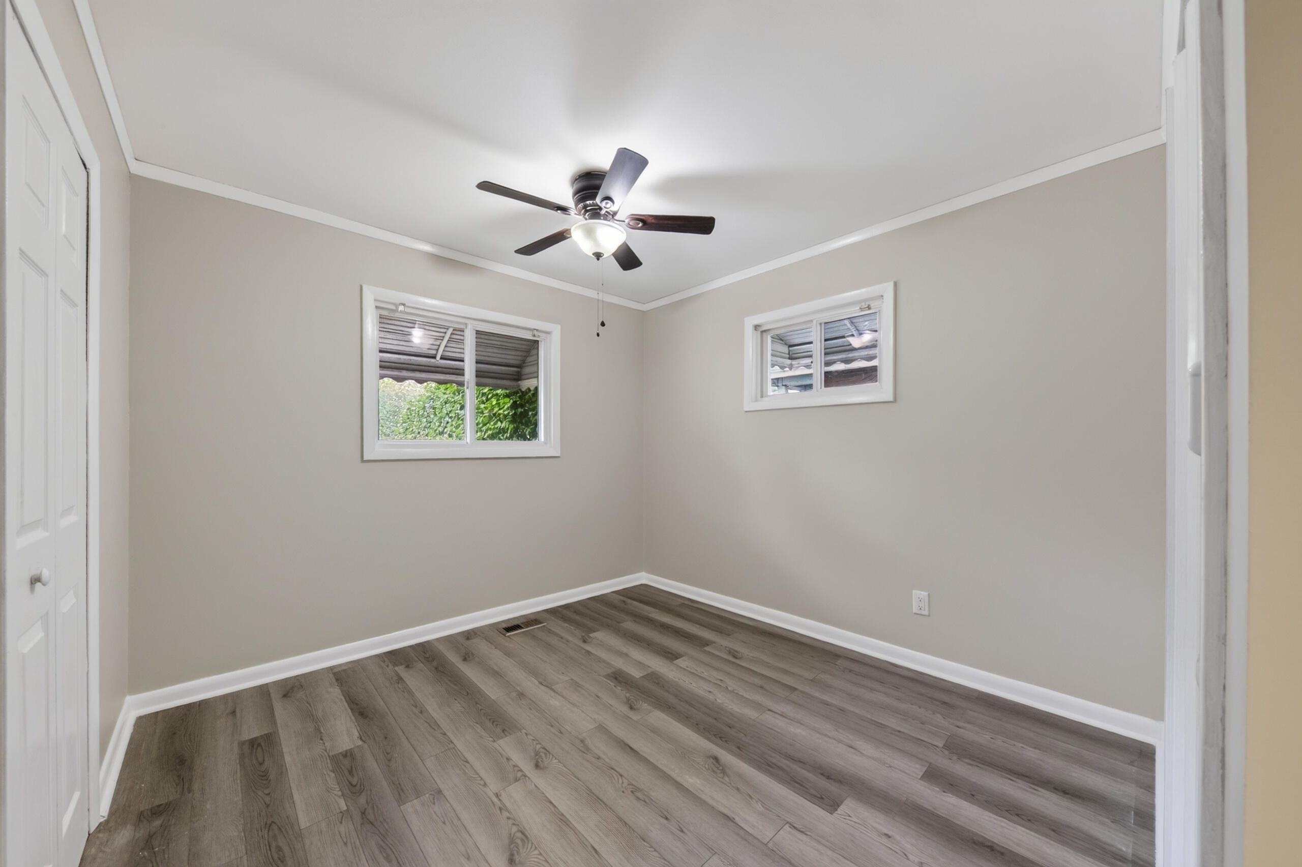 1260 Candlewood Lane