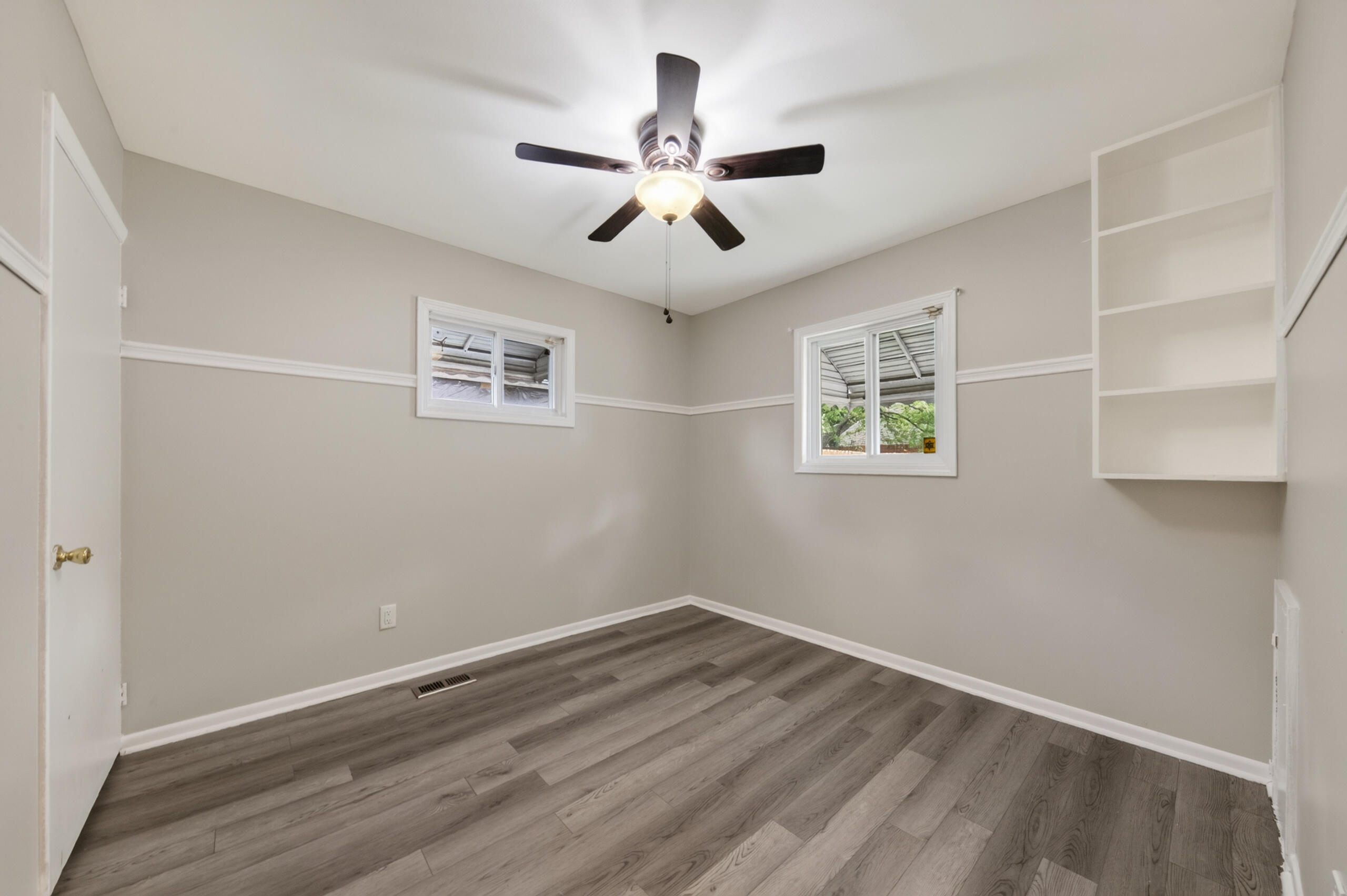 1260 Candlewood Lane