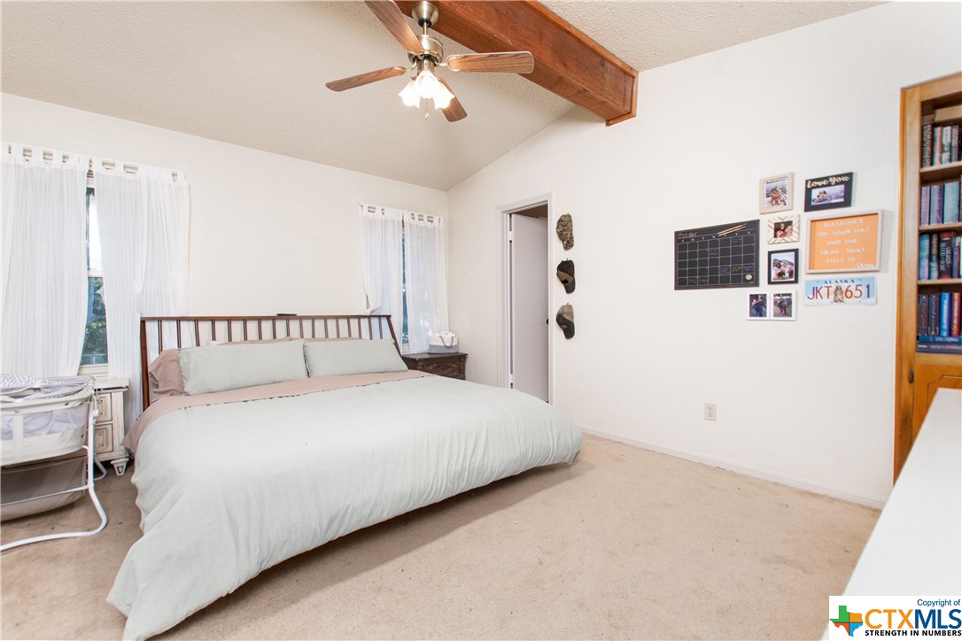 2406 Phyllis Drive