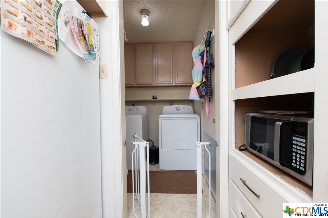 2406 Phyllis Drive