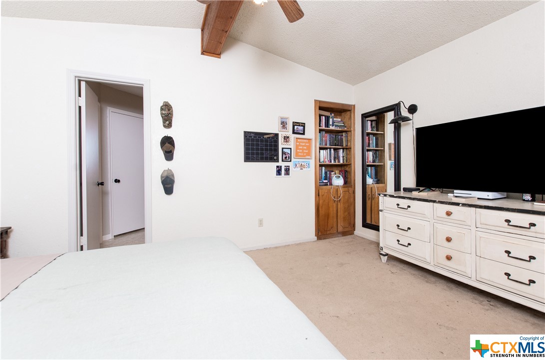 2406 Phyllis Drive
