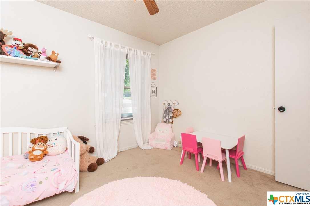 2406 Phyllis Drive