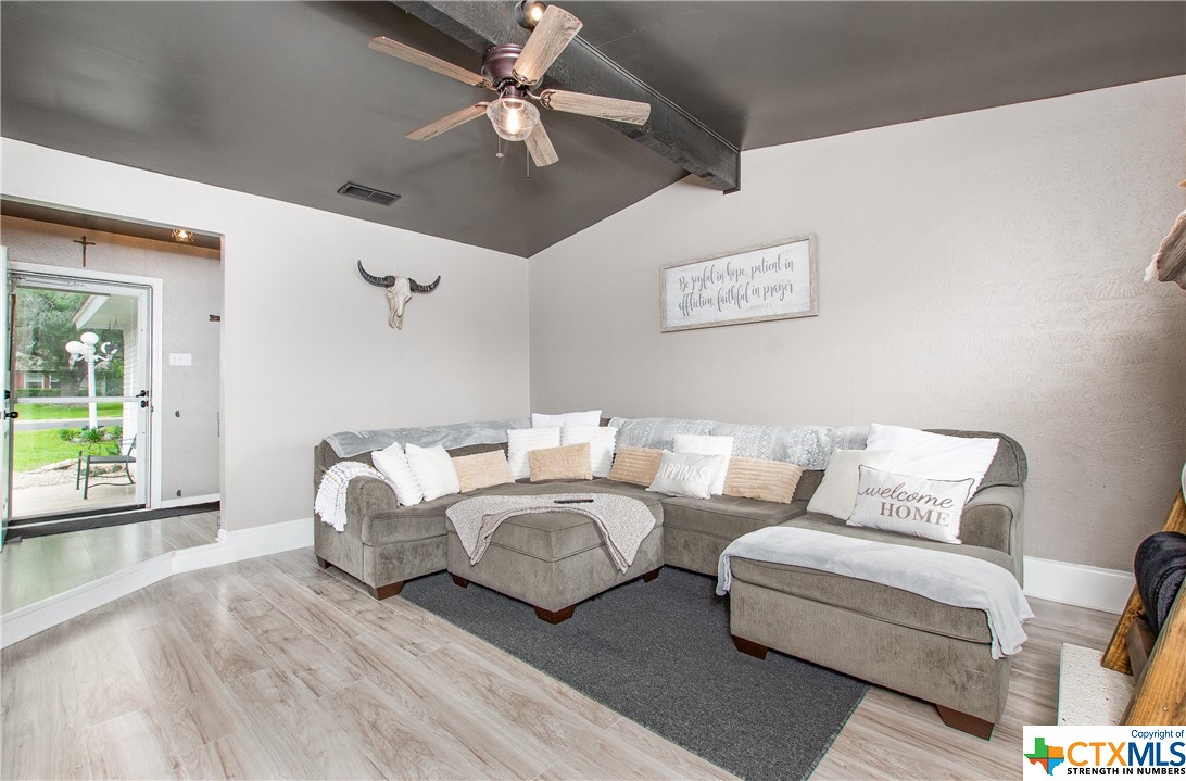 1612 Antelope Trail