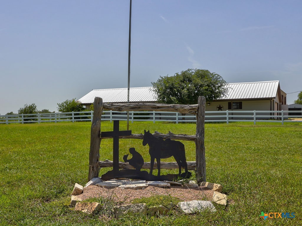 10202 Center Lake Road