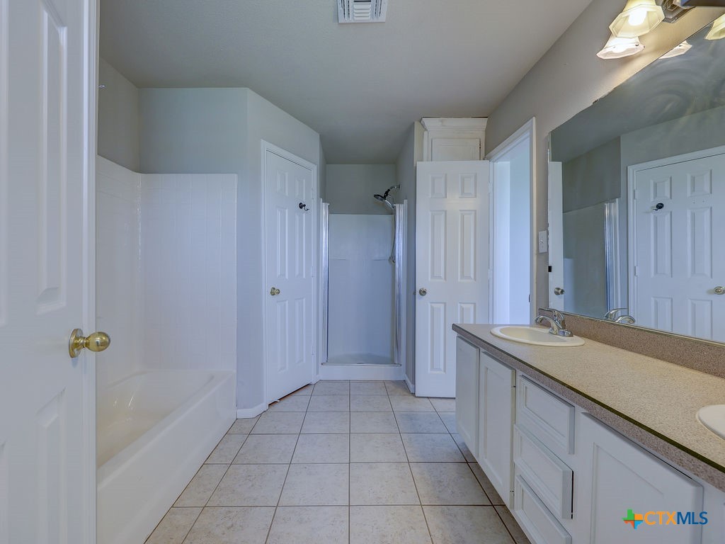 10202 Center Lake Road