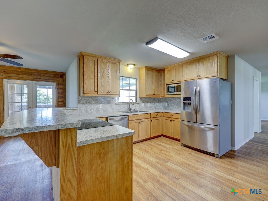 10202 Center Lake Road