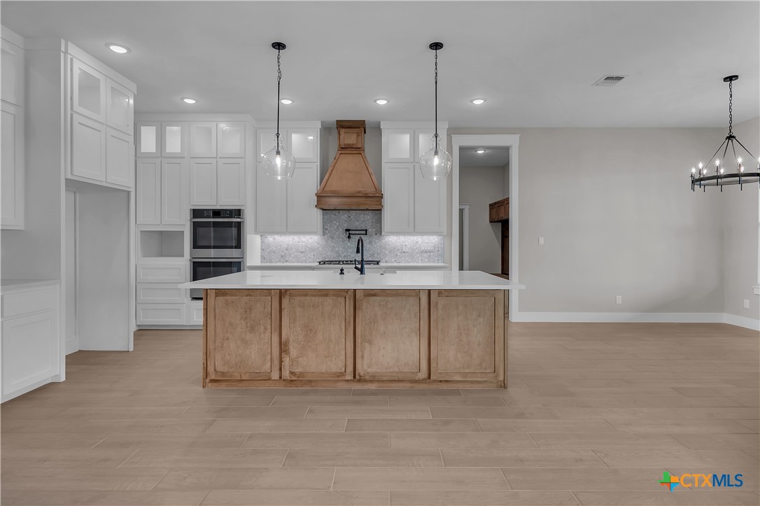 6901 Cherry Laurel