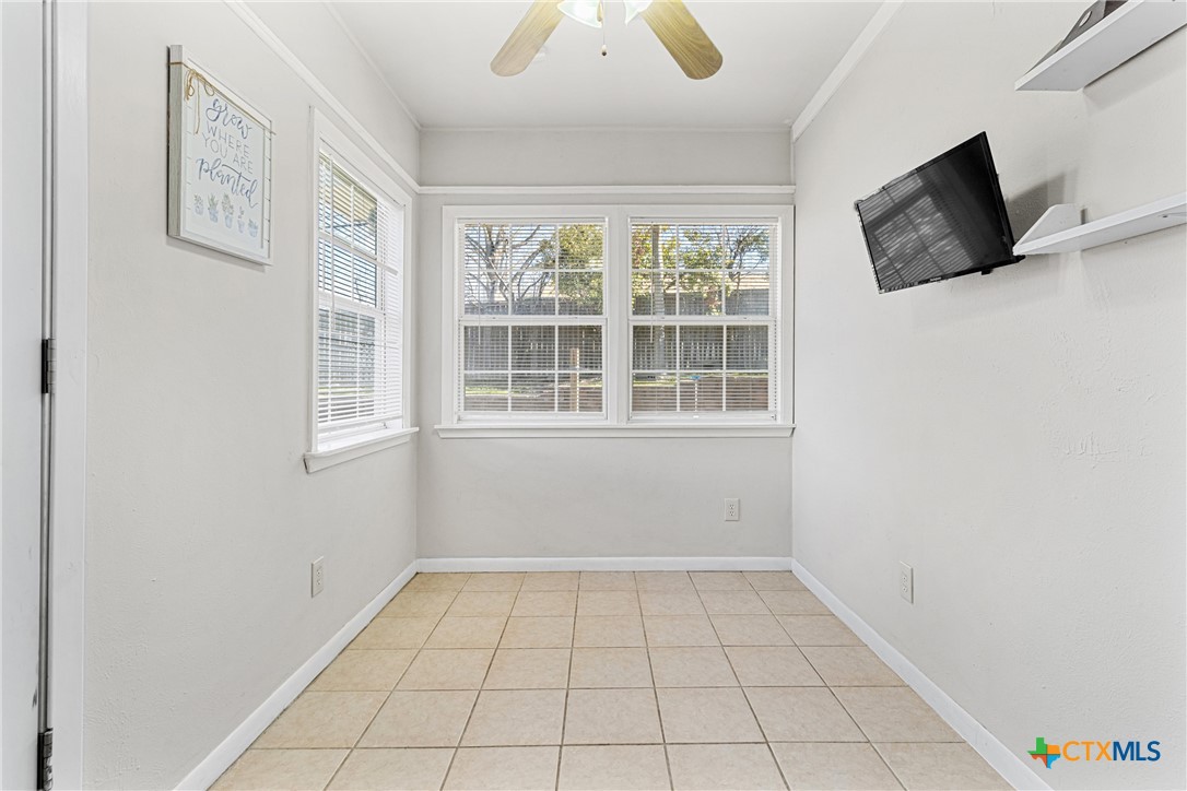 809 Cedar Oaks Lane