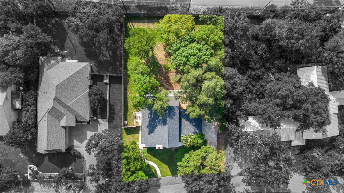 1213 Indian Trail