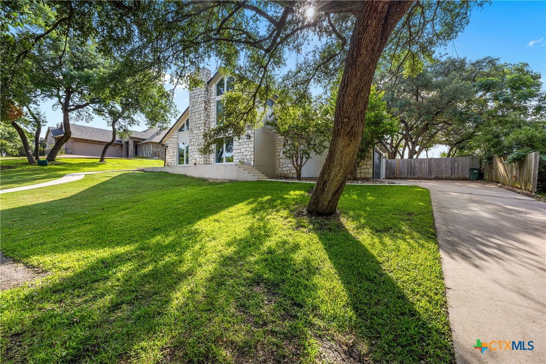 1213 Indian Trail